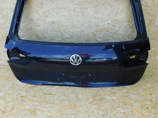 VW TOUAREG III 18- ZADNÁ KAPOTA