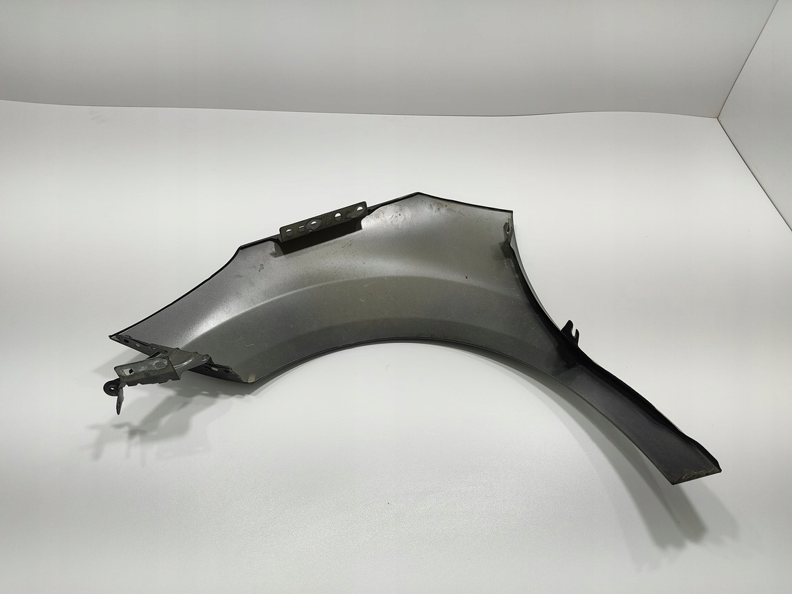 PRAVY PREDNY BLATNIK CITROEN DS3 2016-2019 LIFT