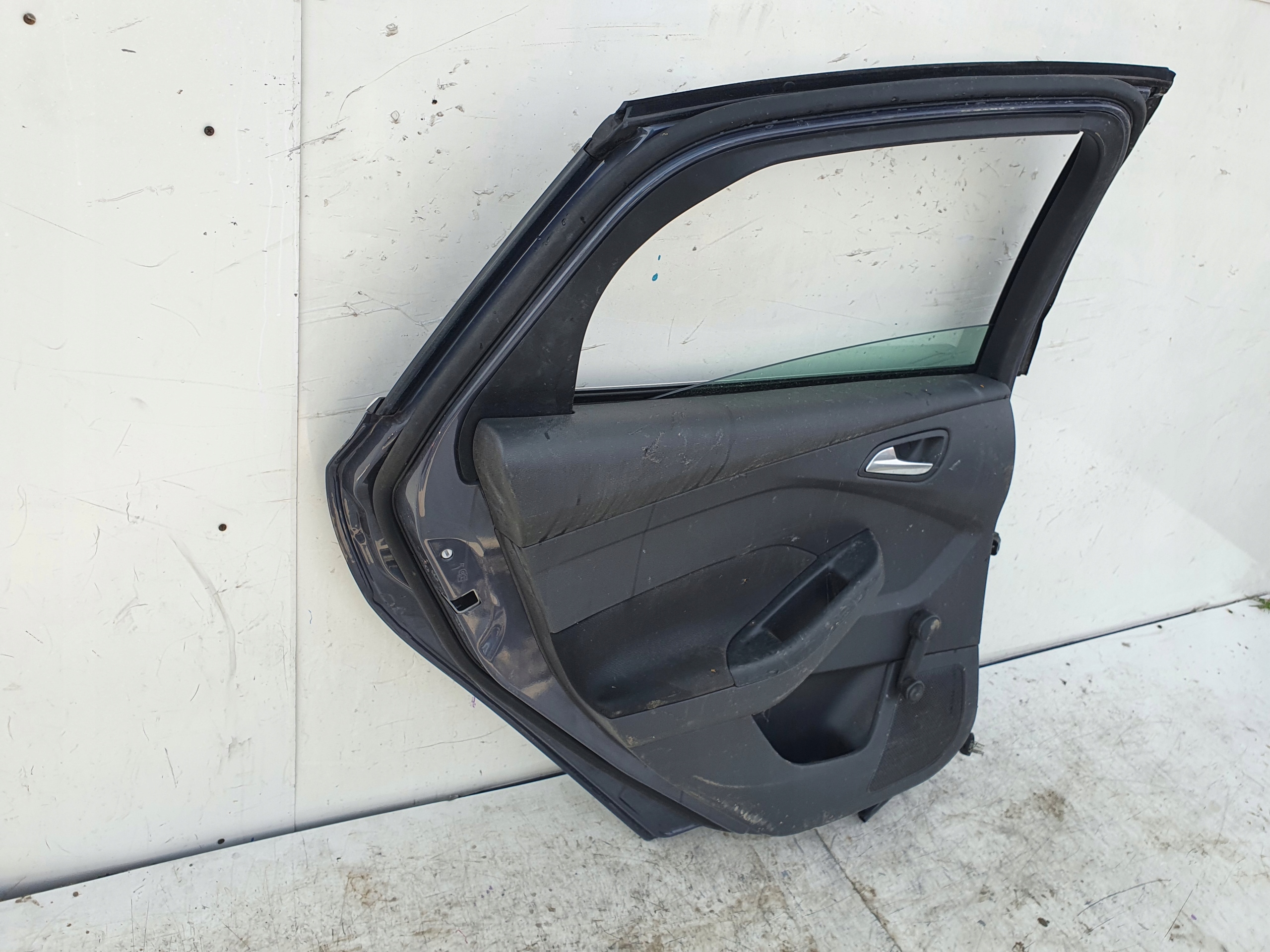 FORD FOCUS MK3 HB LAVE ZADNE DVERE