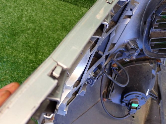 PORSCHE CAYENNE 7L5 PREDNÝ NÁRAZNÍK