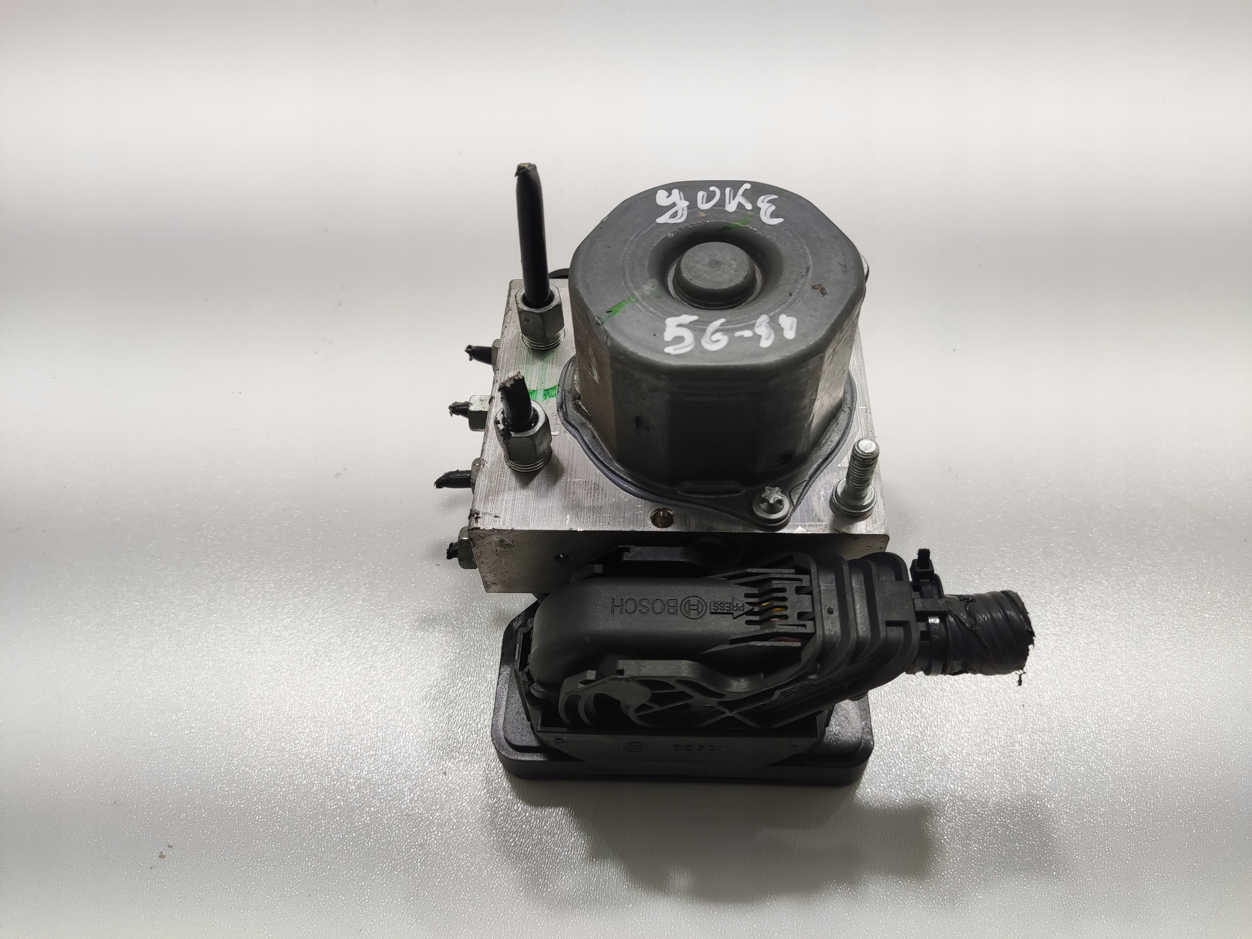 RIADIACA JEDNOTKA KOCKA ABS NISSAN JUKE I F15 2014-2019 LIFT 47660-4EA0E
