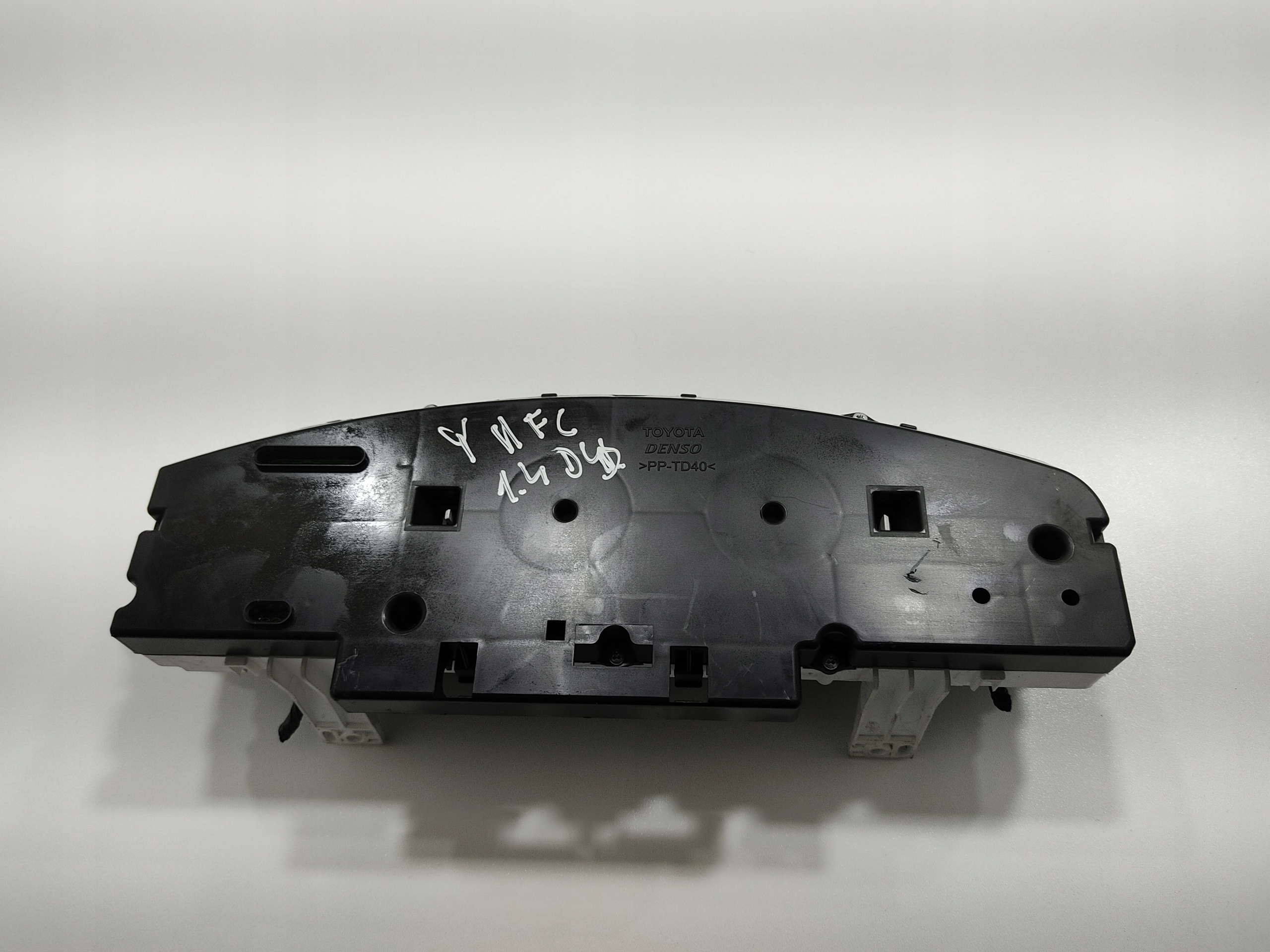 TACHOMETER BUDIKY YARIS II 1.4 D4D 83800-0DG40 EUROPA 09-12