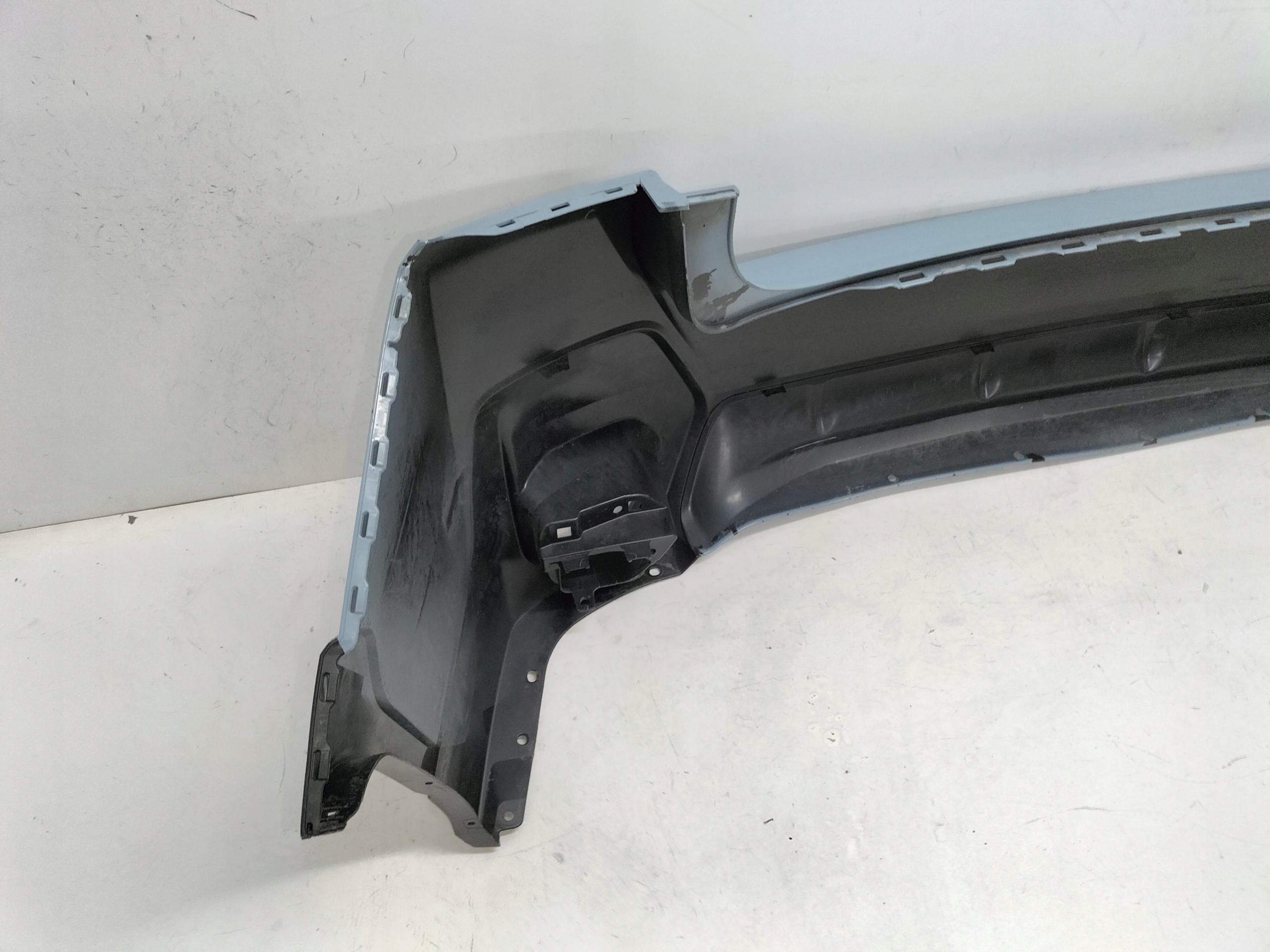 ZADNÝ NÁRAZNÍK SUBARU XV CROSSTREK 17-