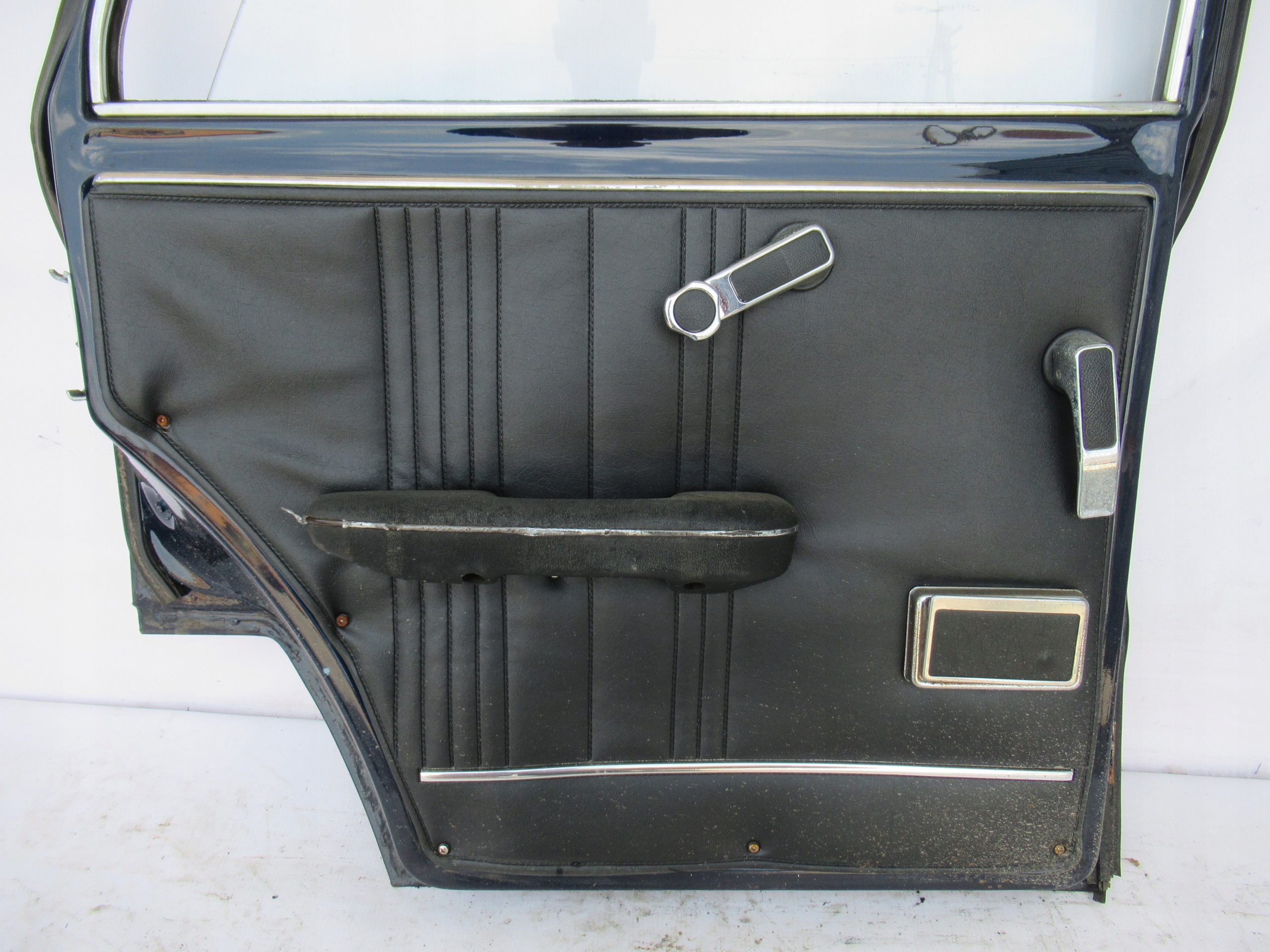 ĽAVÉ ZADNÉ DVERE GIULIA NUOVA SUPER 74-