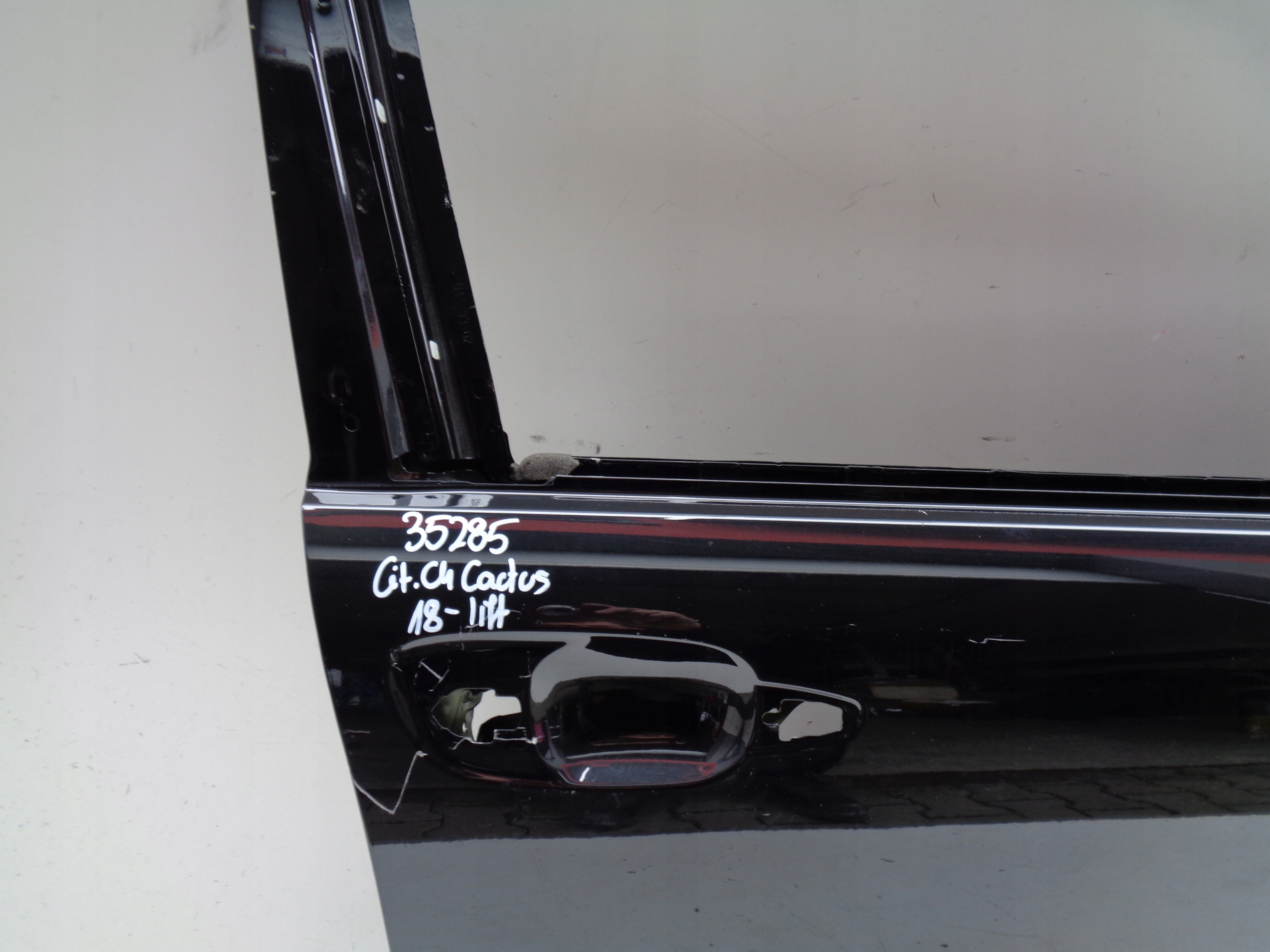 PRAVE PREDNE DVERE CITROEN C4 CACTUS 18- LIFT