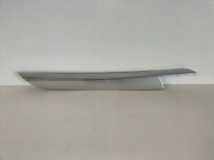 DEKORACNA LISTA TAPACIRY DVERE ZADNA PRAVA BMW X5 E70 06-13 DEKORACNA LISTA TAPACIRY DVERE ZADNA PRAVA BMW X5 E70 06-13