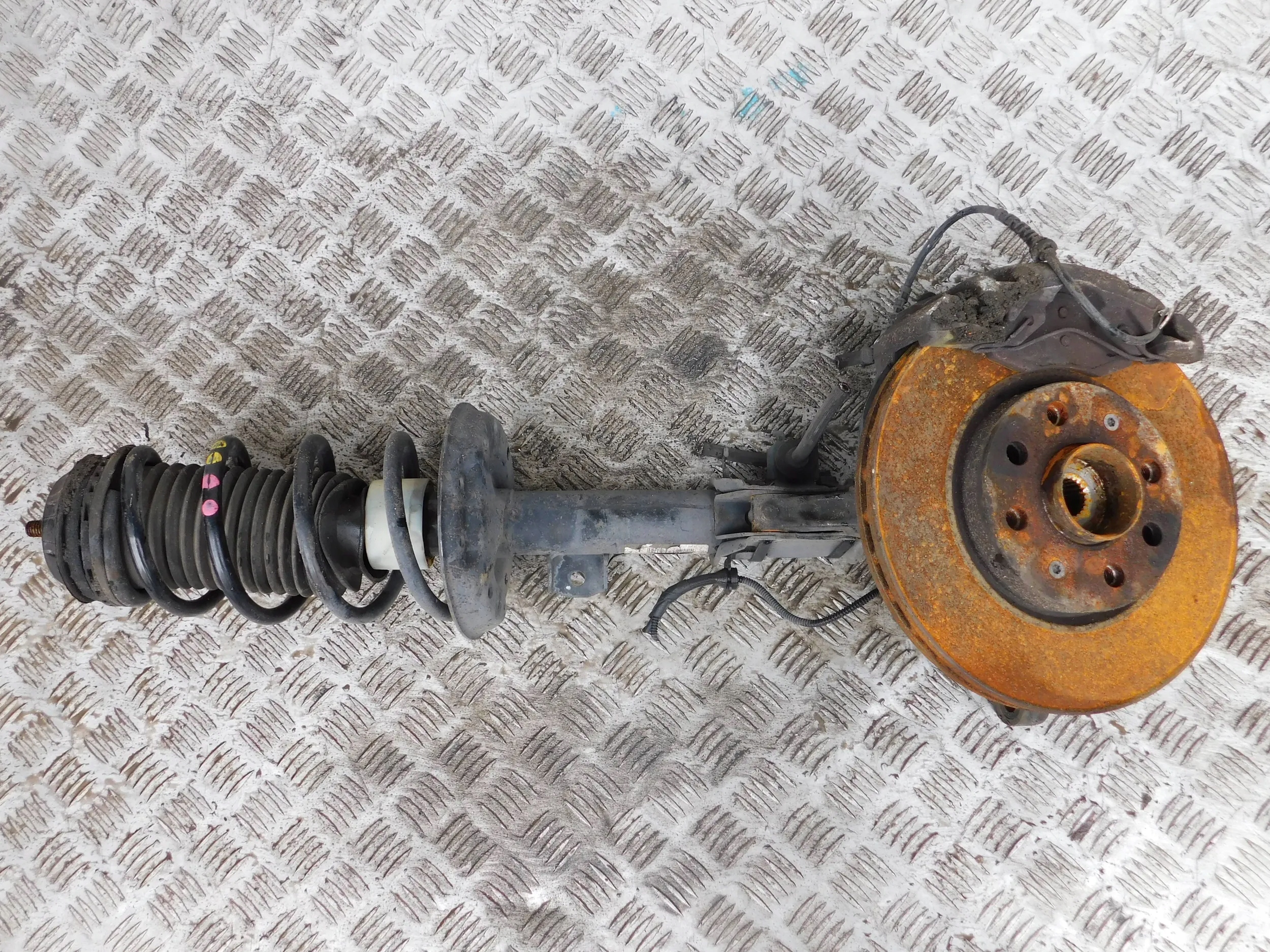 PRAVÝ OTOČ MCPHERSON GRANDE PUNTO EVO 1.2