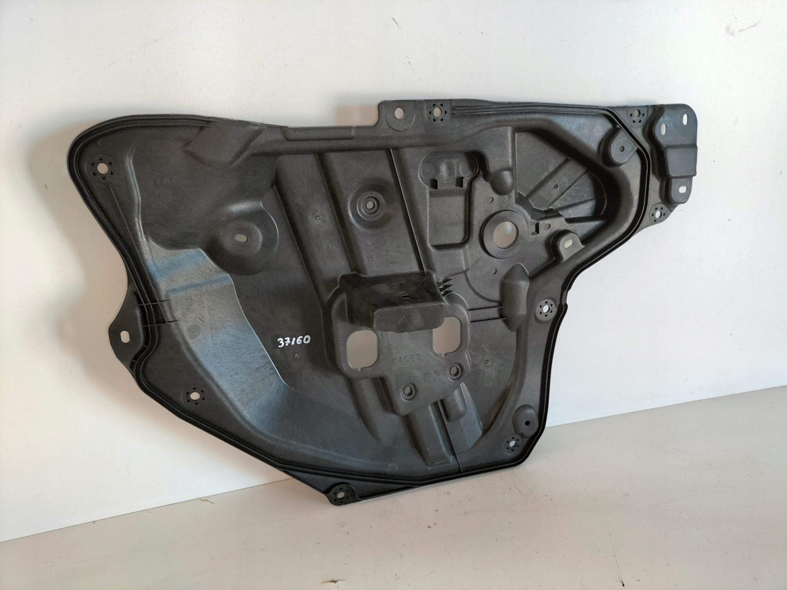 KRYT SŤAHOVANIA DVERE PREDNÝ LAVA MAZDA 3 BM 13-