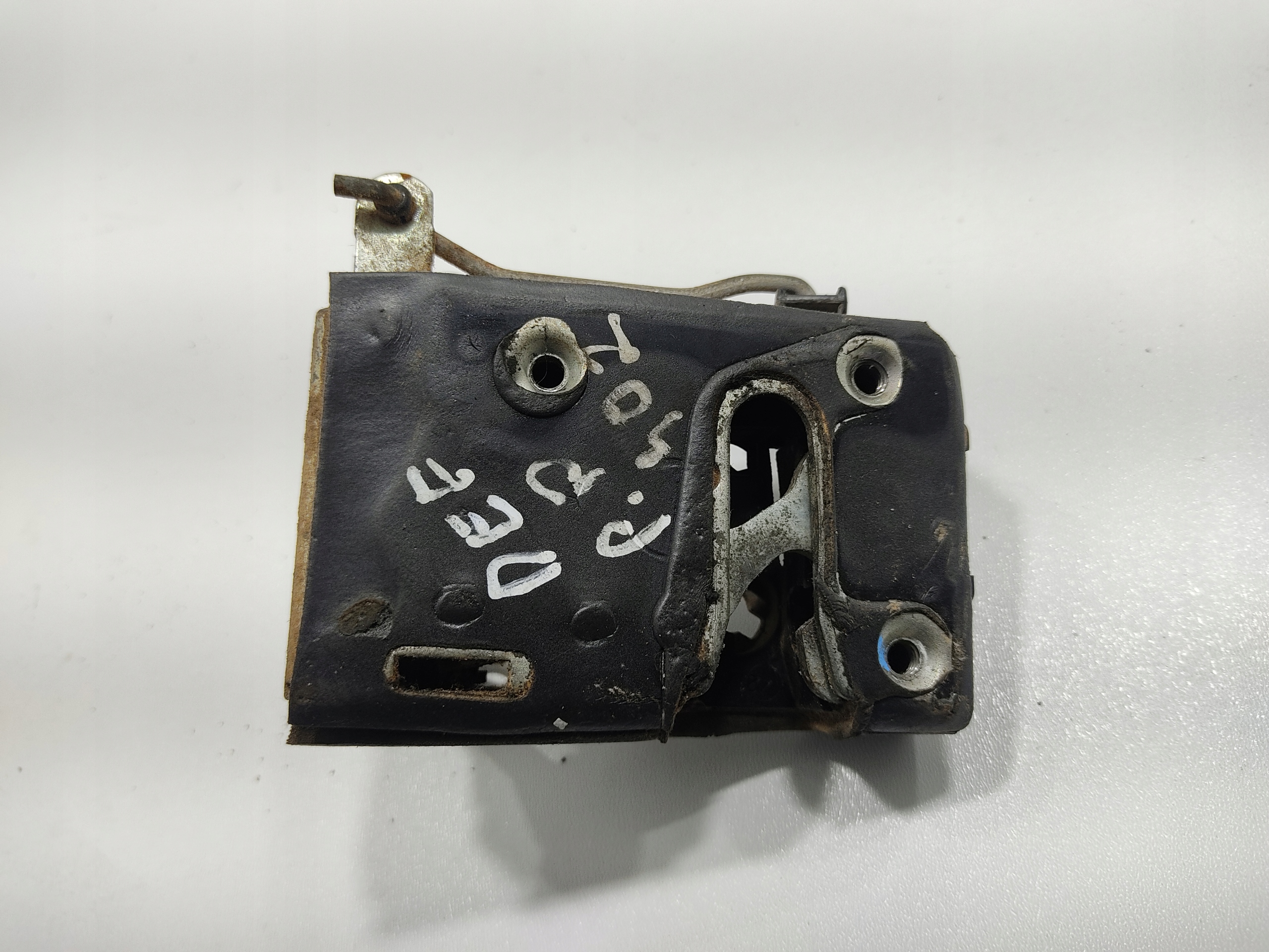 ZAMOK PRAVYCH PREDNYCH DVERI LAND ROVER DEFENDER 1999-2014 EUROPA