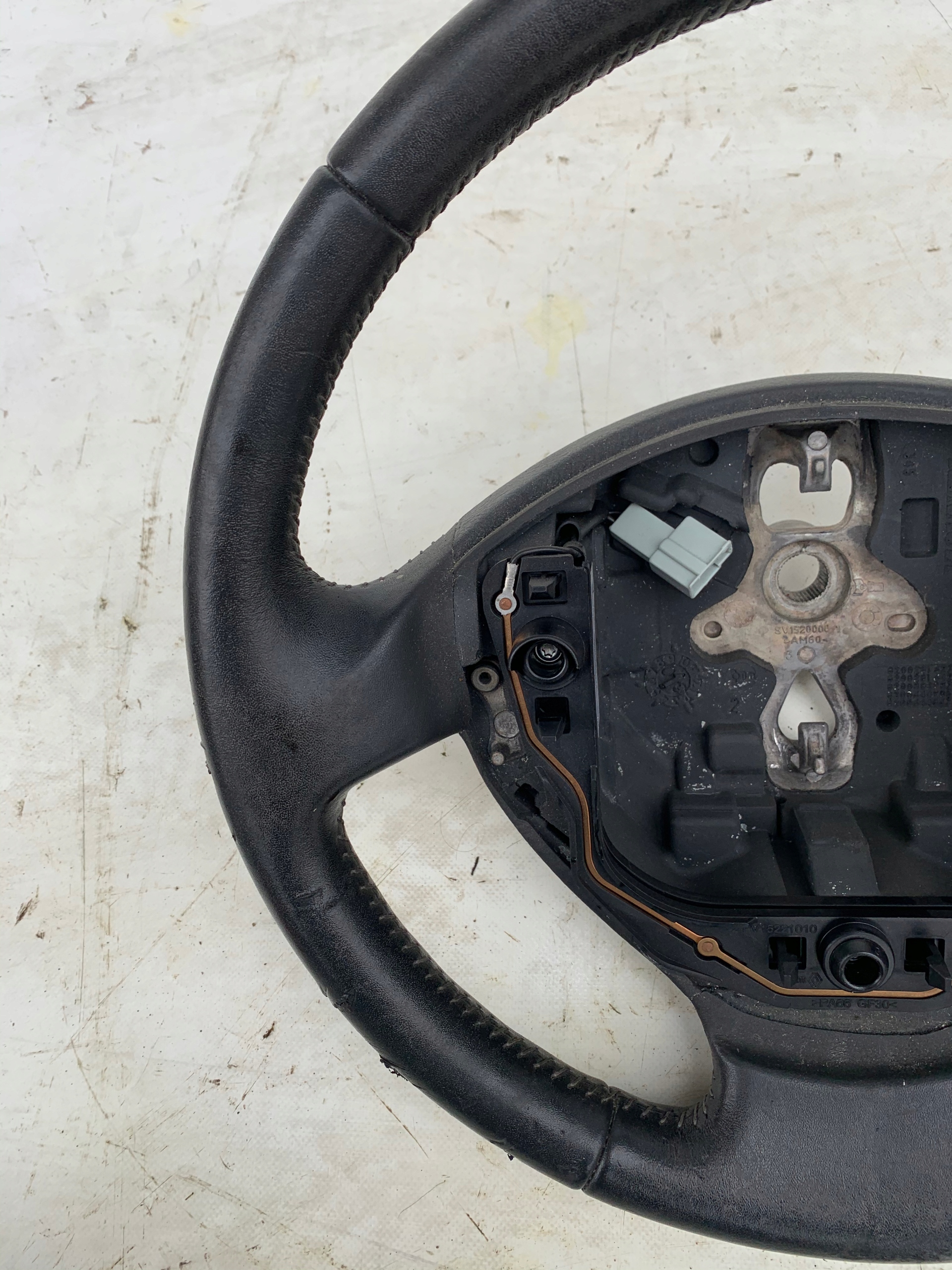 VOLANT RENAULT MODUS LIFT 08-