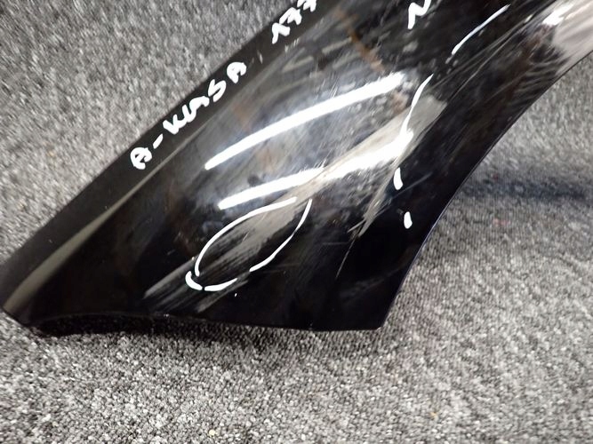 MERCEDES W177 177 A-KLASA 18- ĽAVÝ PREDNÝ BLATNÍK