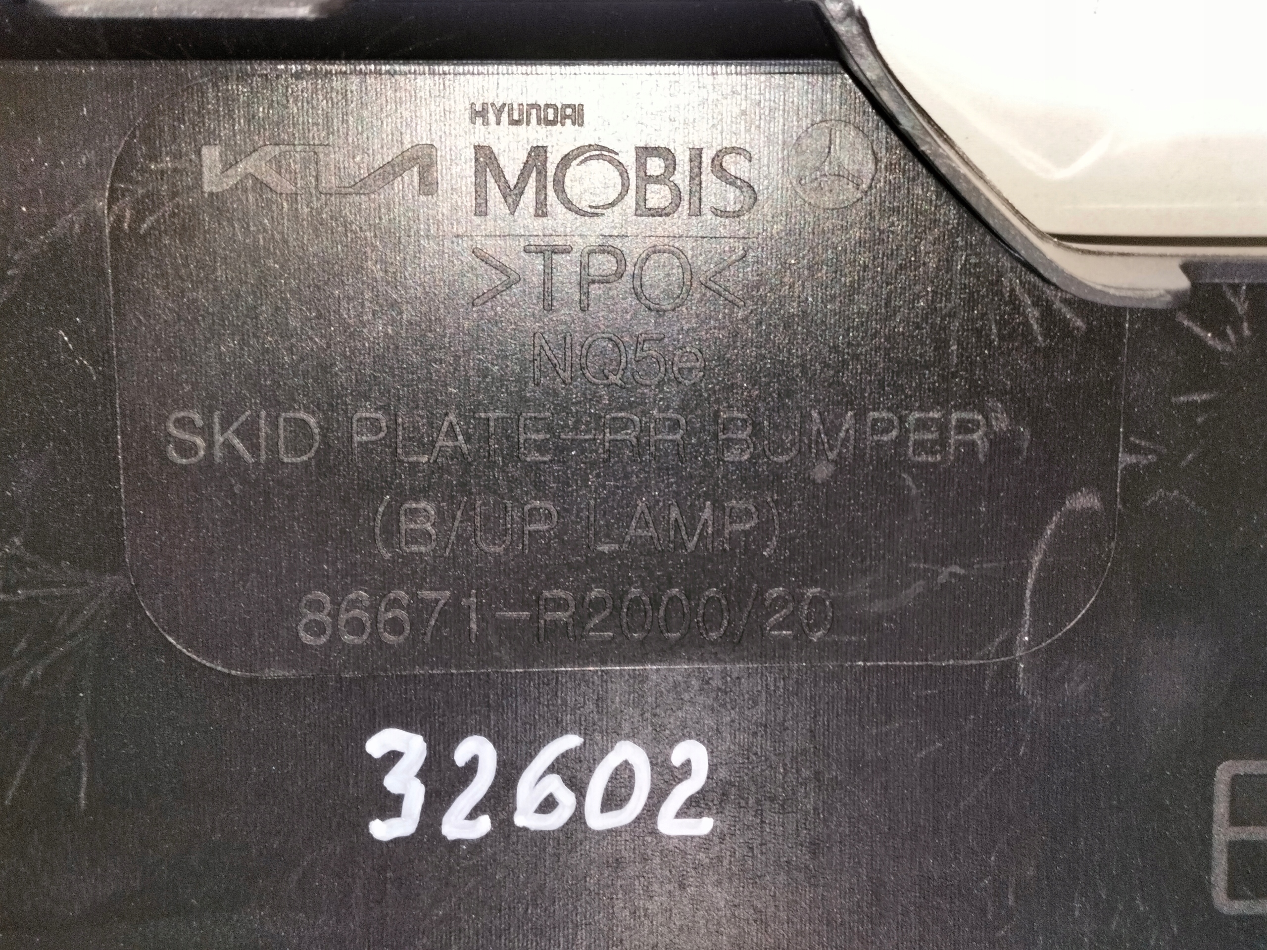 SPOJLER LIŠTA ZADNÉHO NÁRAZNÍKA KIA SPORTAGE 5 V 21-