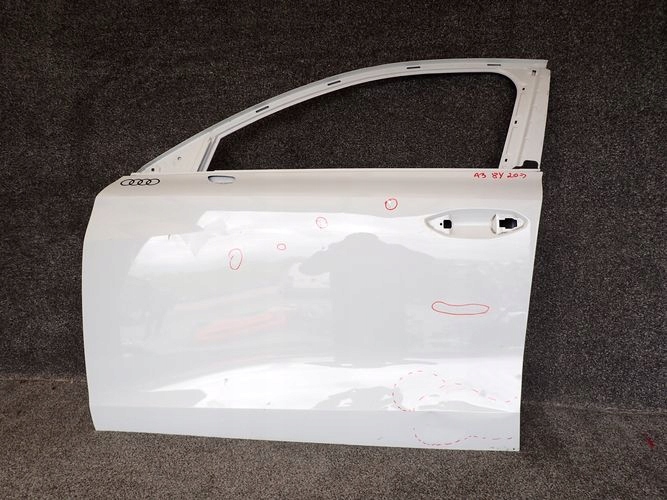 AUDI A3 8Y HB 20- LAVE PREDNE DVERE