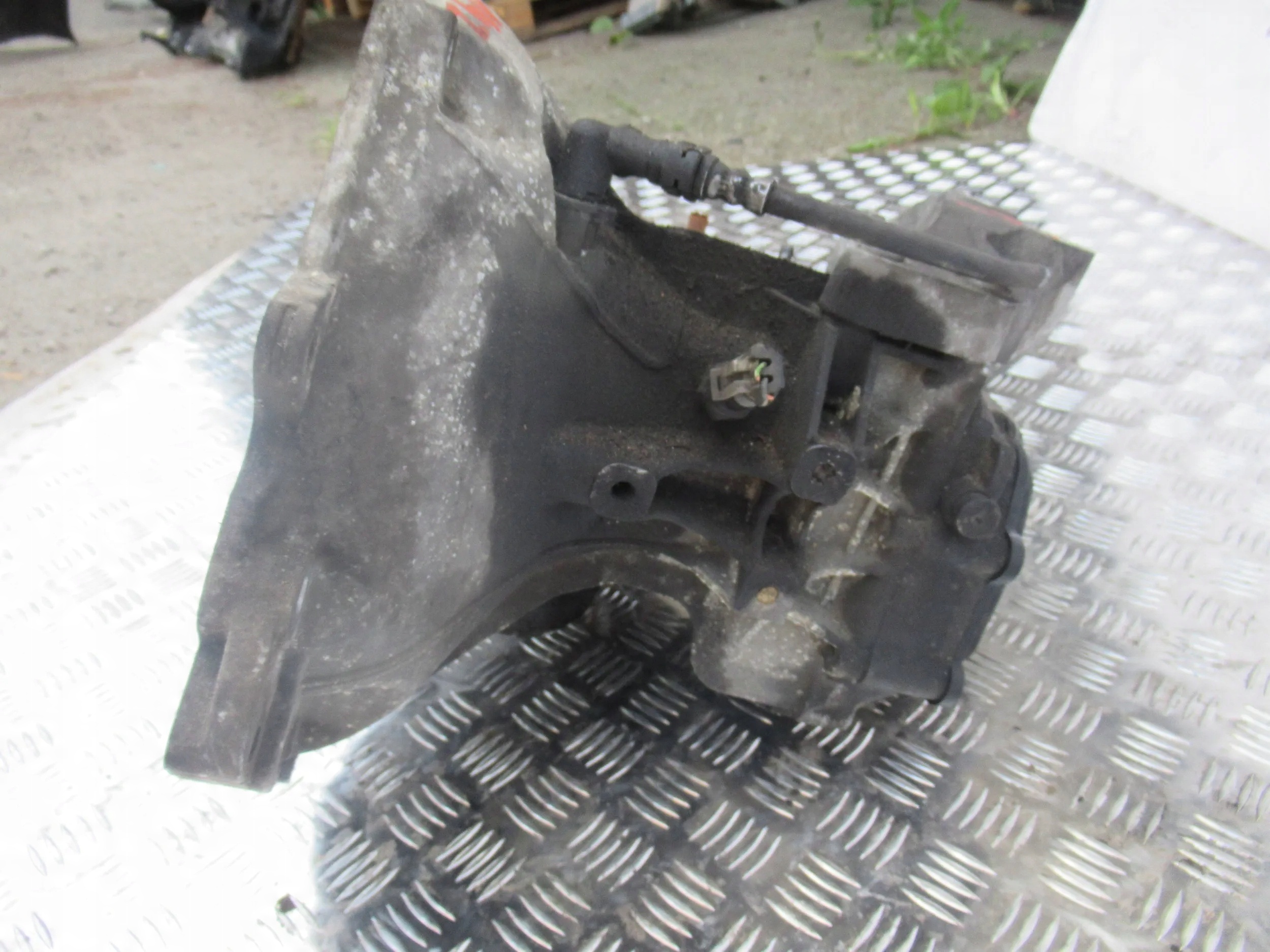 PREVODOVKA OPEL CORSA E 1.2 16V