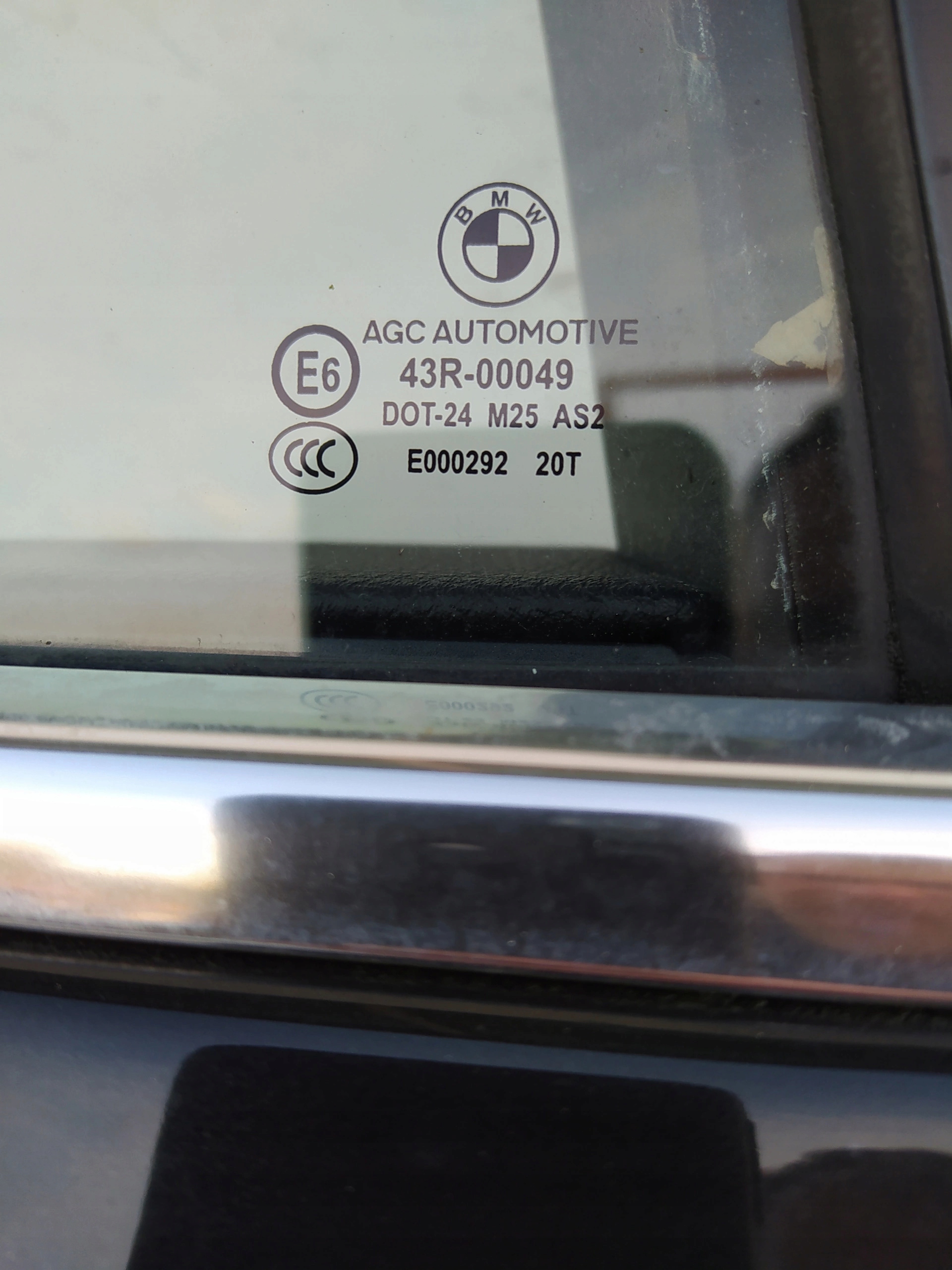 BMW 5 F10 PRAVE ZADNE DVERE