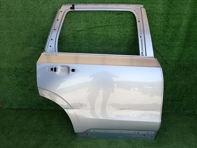 VOLVO XC90 II 16- PRAVE ZADNE DVERE