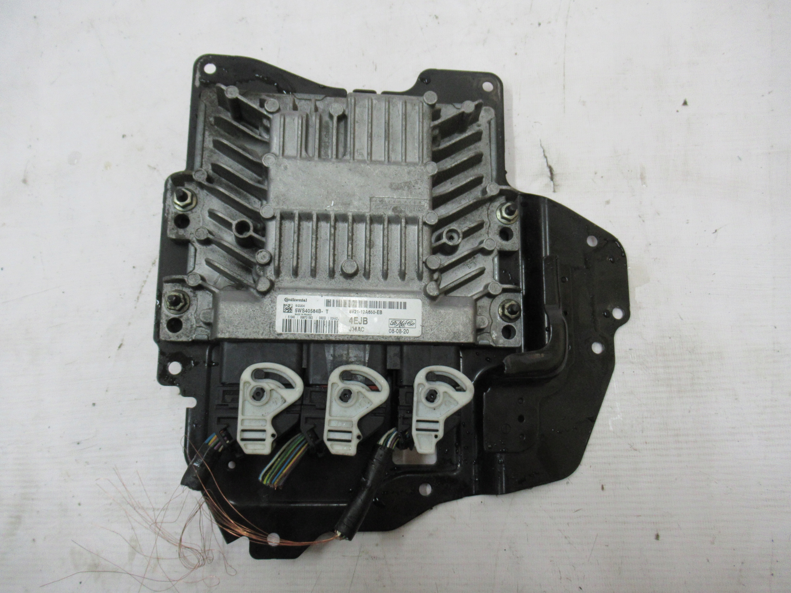 RIADIACA JEDNOTKA 8V21-12A650-EB FORD FIESTA MK7 08-