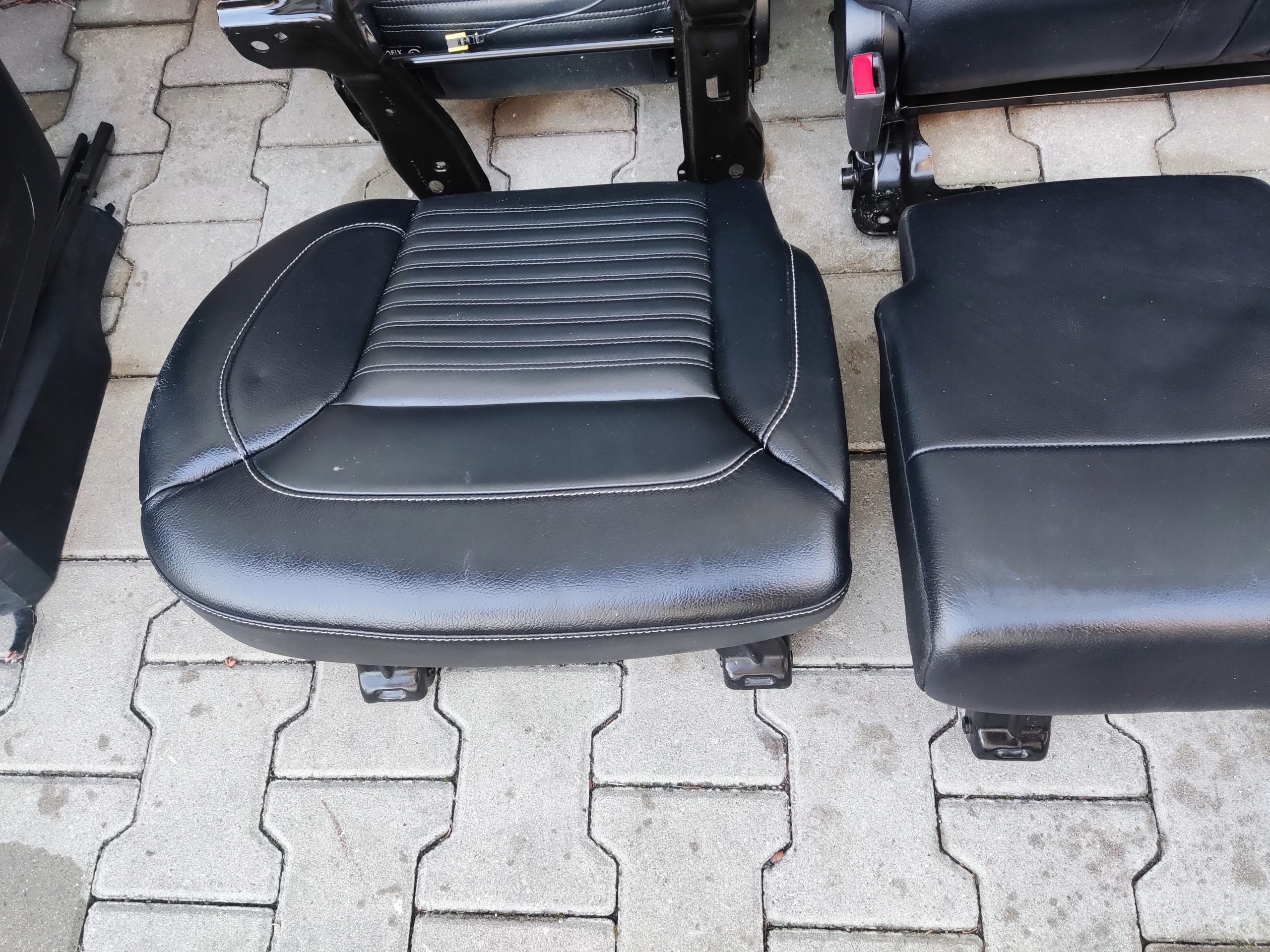 SEDACKA PREDNA ZADNA LAVICA KOŽA TAPACIRY MERCEDES GLE I W166 166 15-19