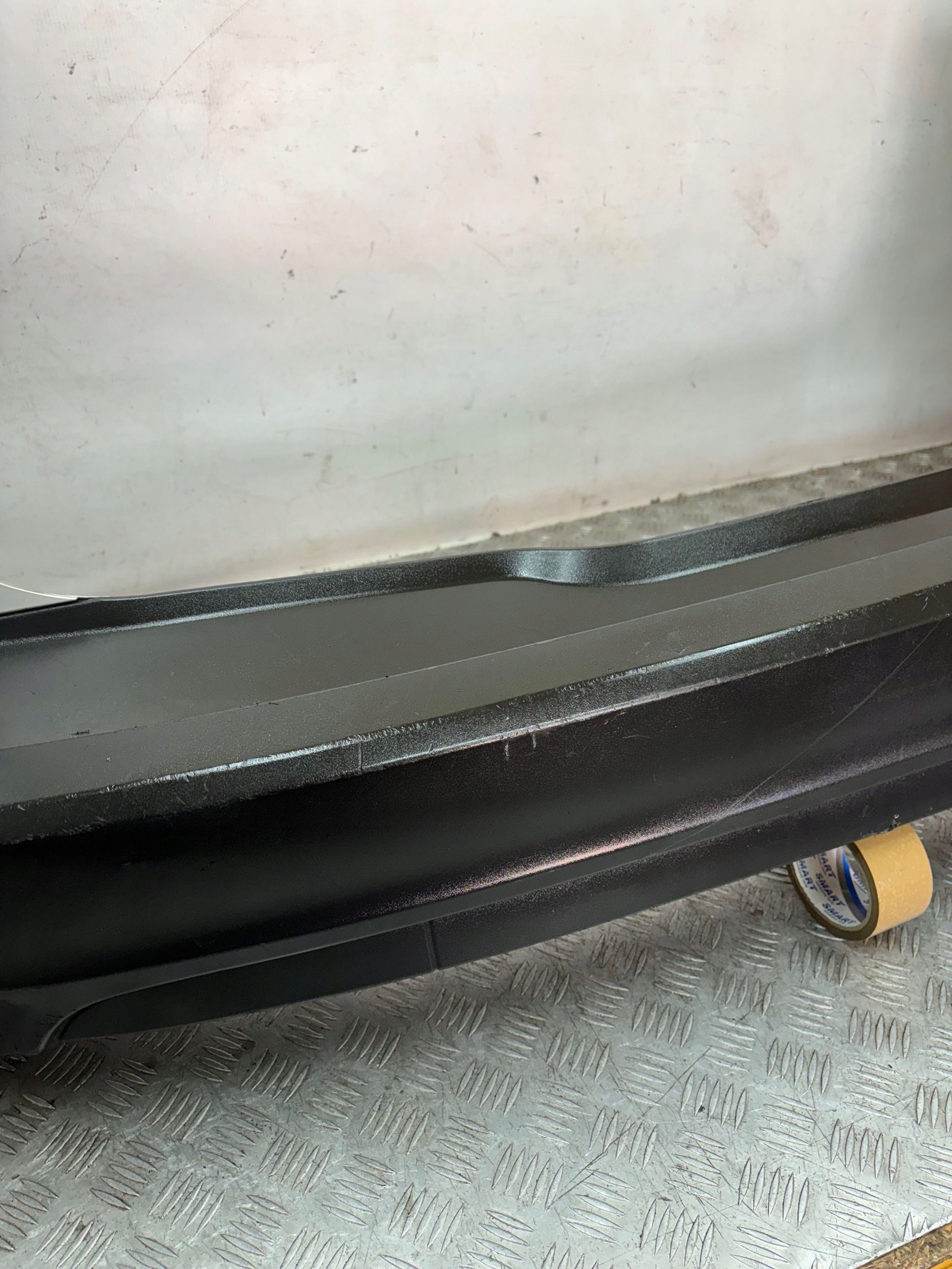 ZADNÝ NÁRAZNÍK FORD FOCUS 3 III MK3 KOMBI 10-