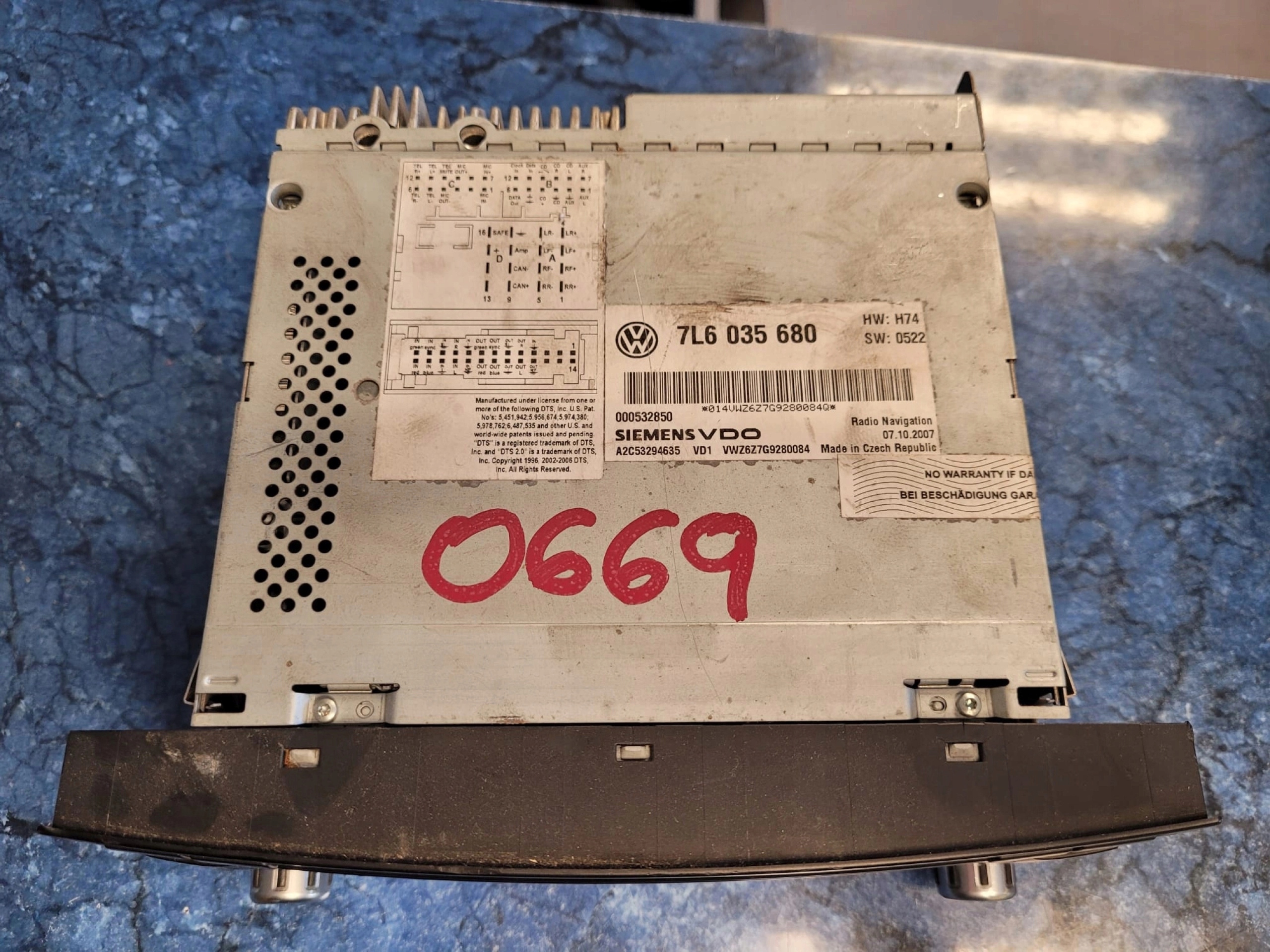 VW TOUAREG I T5 RADIO NAVIGACIA 7L6035680