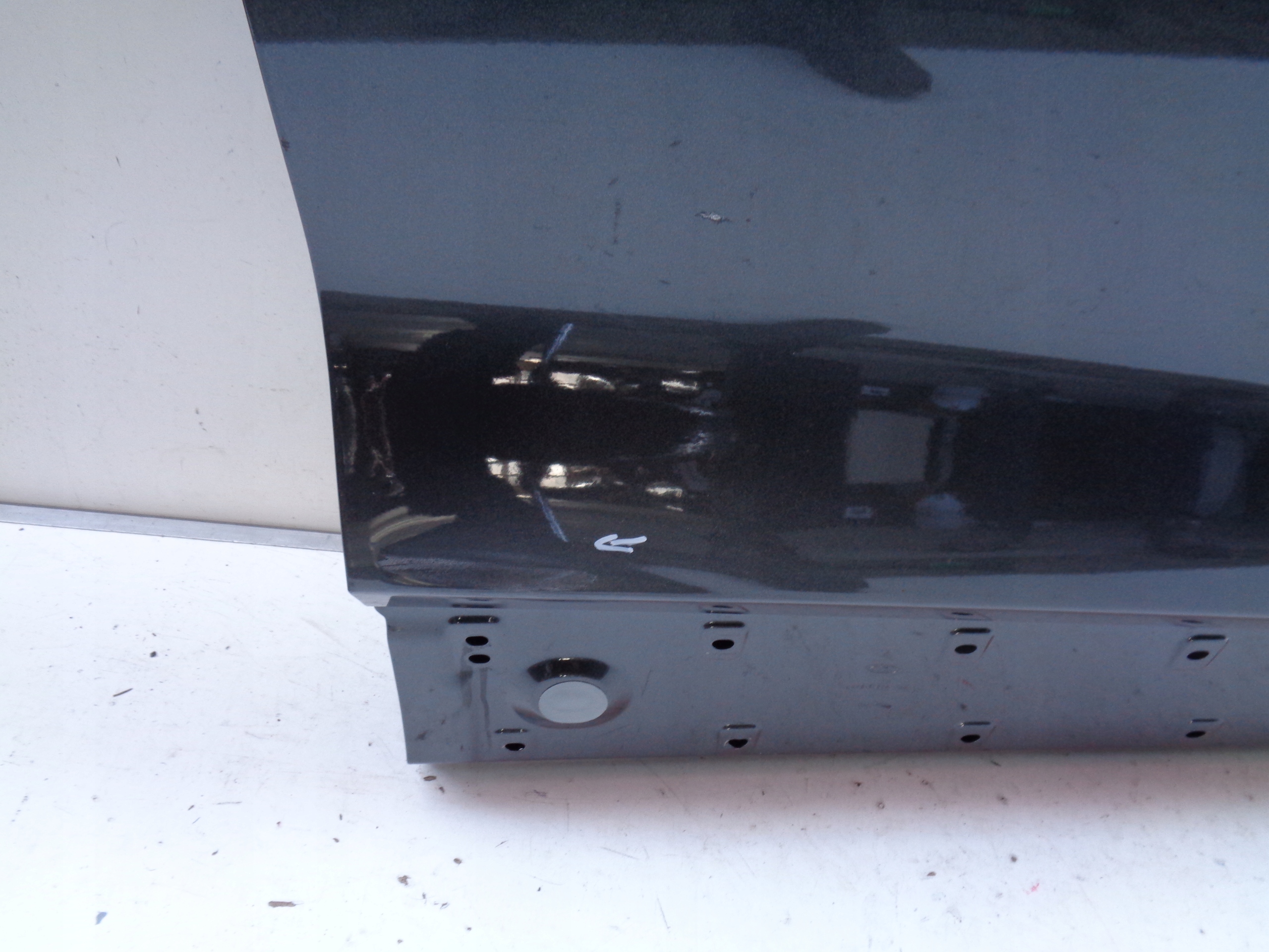 PRAVE PREDNE DVERE FORD KUGA MK3 19- NR 39655