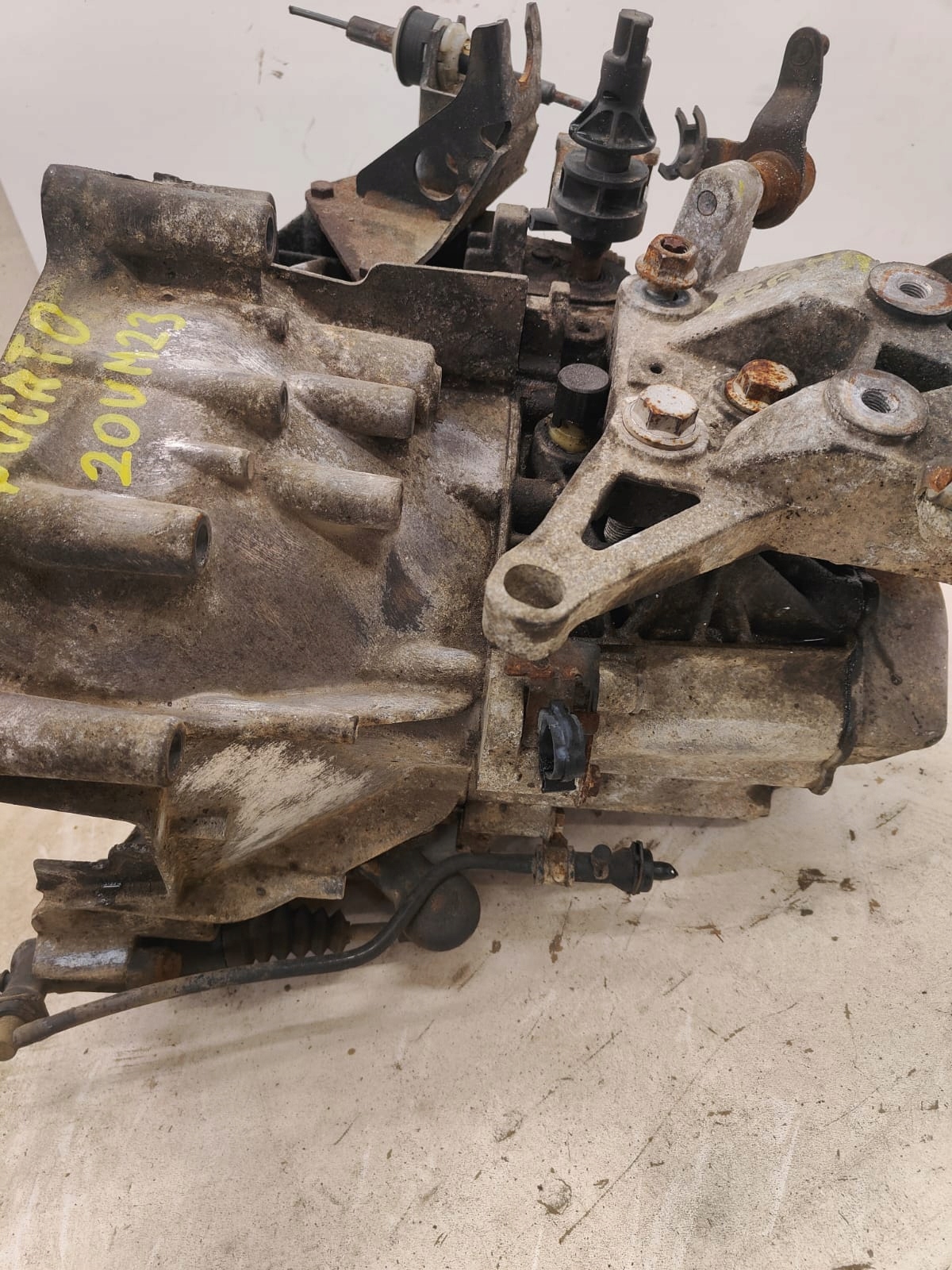 Fiat ducato peugeot boxer 2.2 diesel 20um23 PREVODOVKA MANUALNA