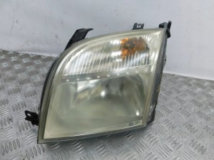 LAVE PREDNE SVETLO FORD FUSION LAVE PREDNE SVETLO FORD FUSION