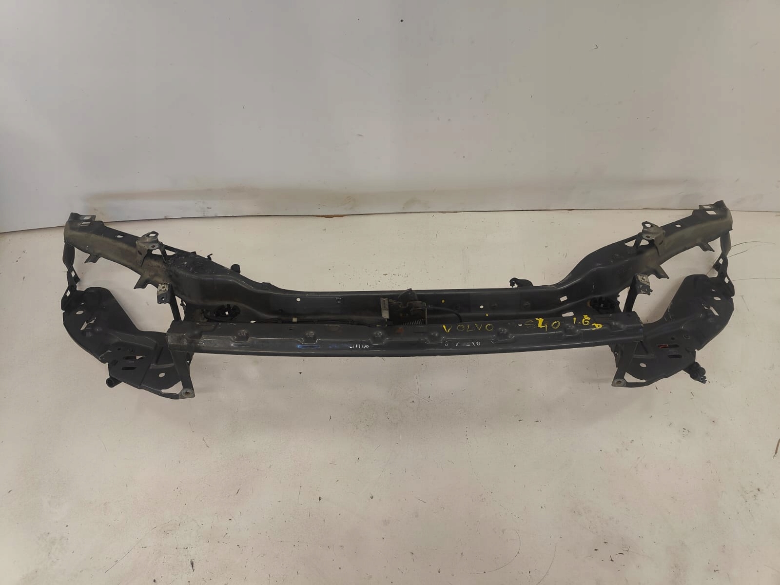 Volvo s40 II v50 04-11 PAS VÝSTUHA OKULAR