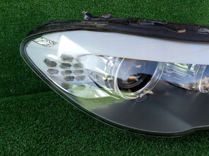 BMW F10 F11 5 BI XENON 09-13 PRAVE PREDNE SVETLO