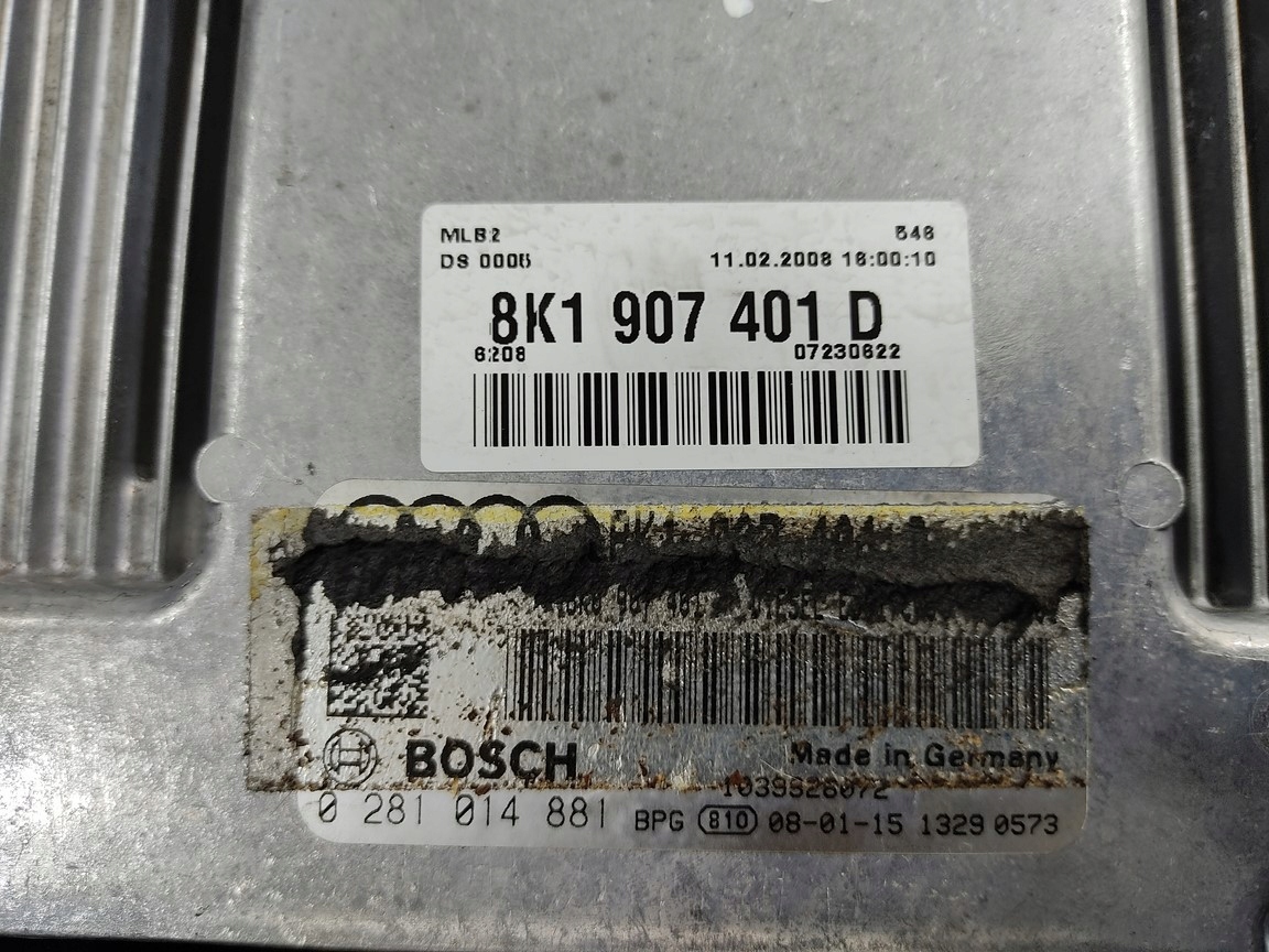 RIADIACA JEDNOTKA MOTORA AUDI A4 B8 2.7 TDI 8K1907401D 0281014881 2008-13