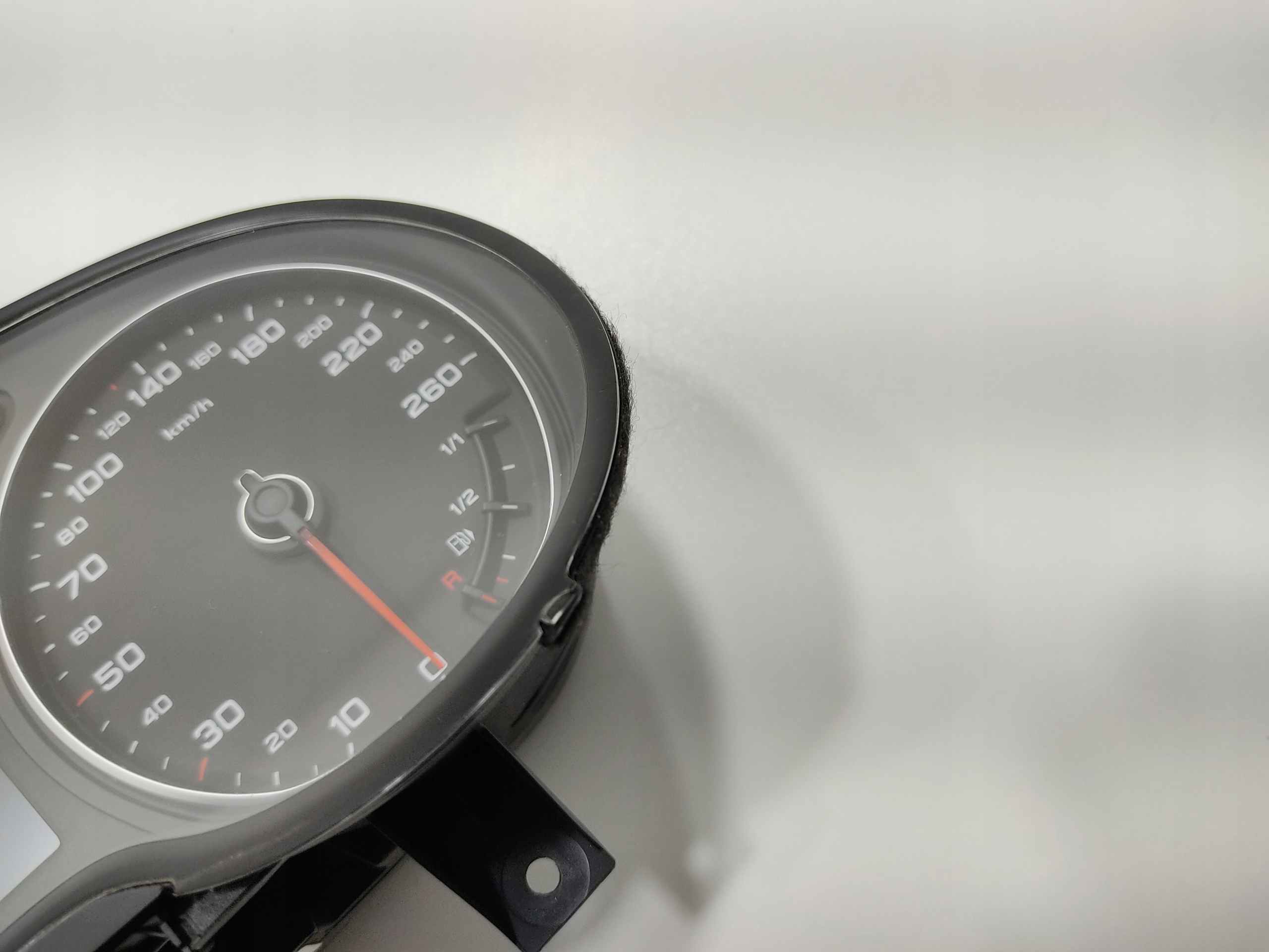 TACHOMETER BUDIKY AUDI A3 8V 2.0 TDI 8V0920871A 2012-2016 EUROPA
