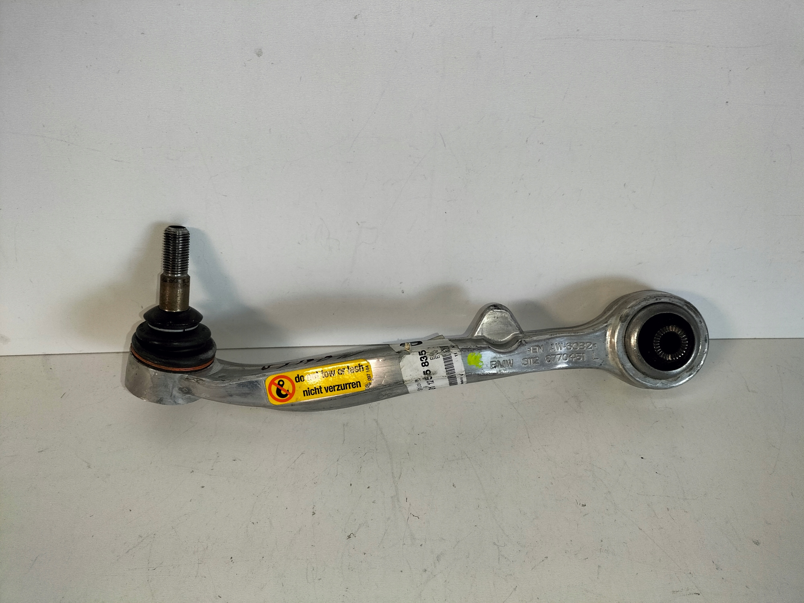 LAVE PREDNE RAMENO PRIECNE BMW 6 E63 03- BMW 7 E65 E66 01-