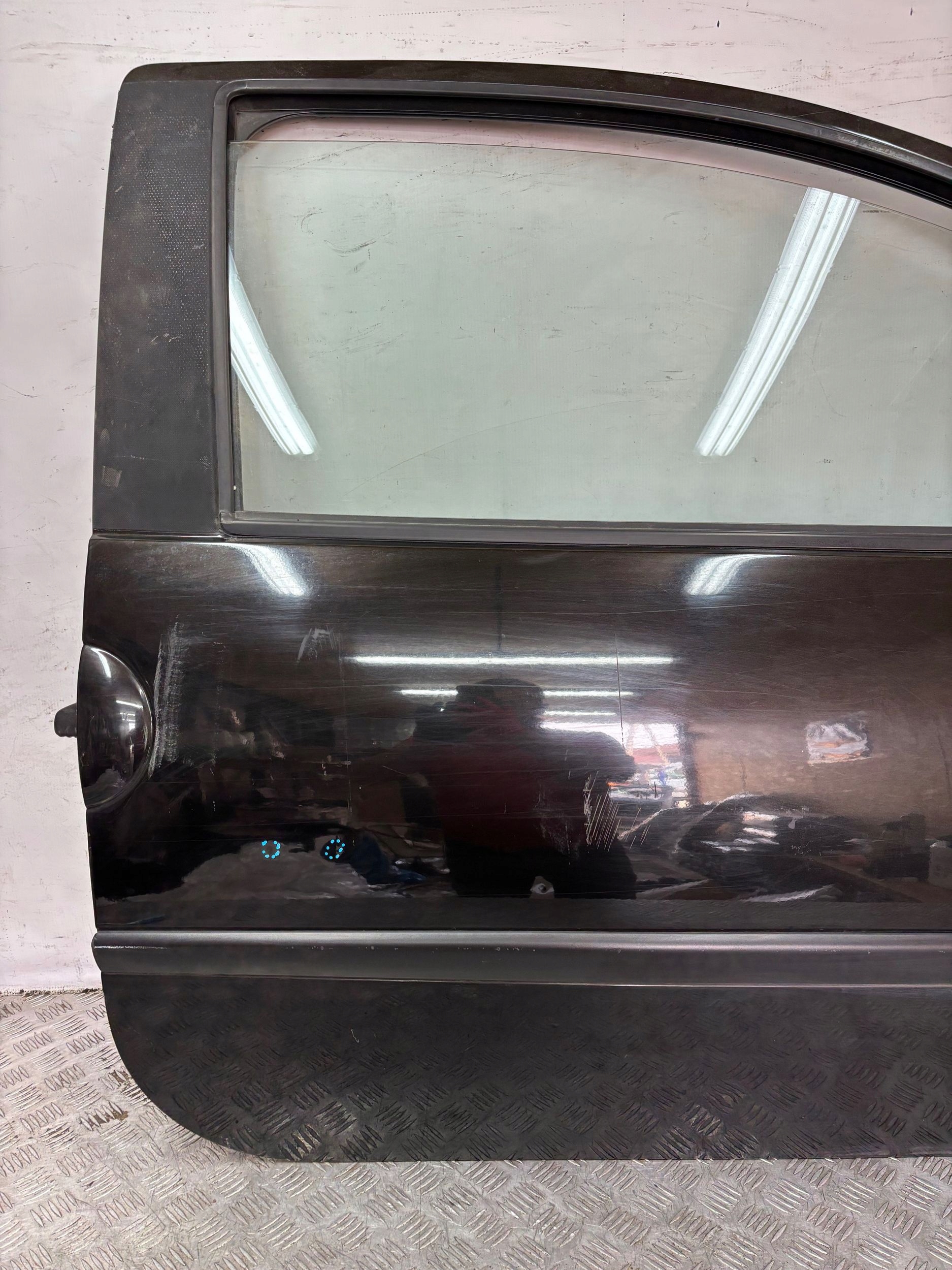 PRAVE DVERE RENAULT TWINGO II 2 07-
