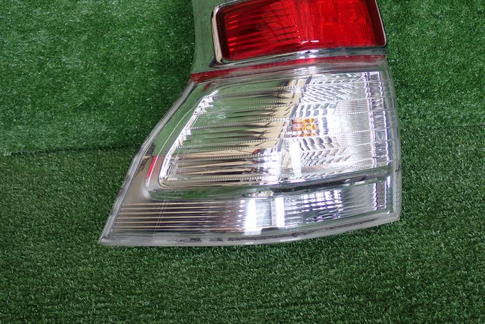 TOYOTA LAND CRUISER 150 LED 09-13 LAVE ZADNE SVETLO