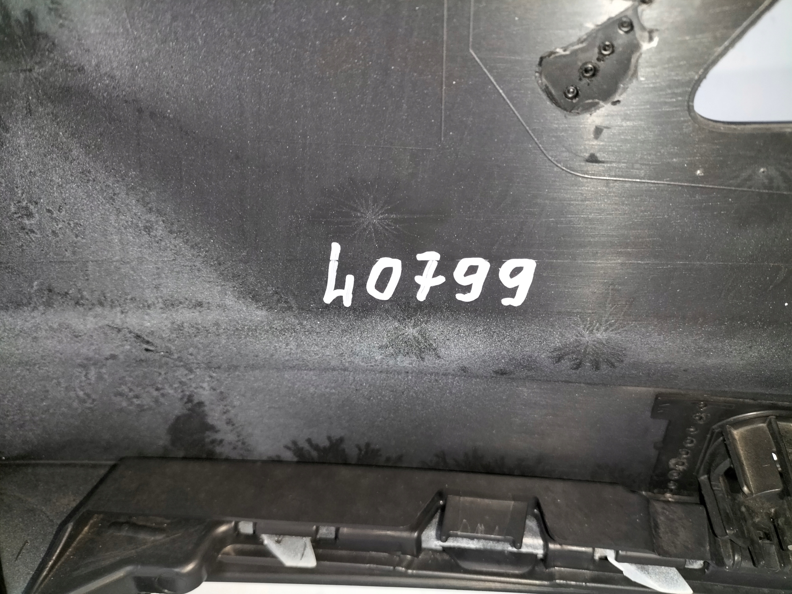 PREDNÝ NÁRAZNÍK VW TOURAN III 15-