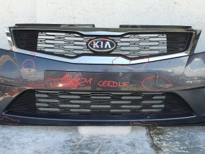 KIA Ceed 1 LIFT PREDNÝ NÁRAZNÍK 86510-1H500 KIA Ceed 1 LIFT PREDNÝ NÁRAZNÍK 86510-1H500