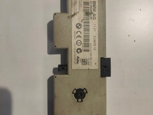 BMW e90 e92 213675 ZOSILNOVAC ANTENY BMW e90 e92 213675 ZOSILNOVAC ANTENY