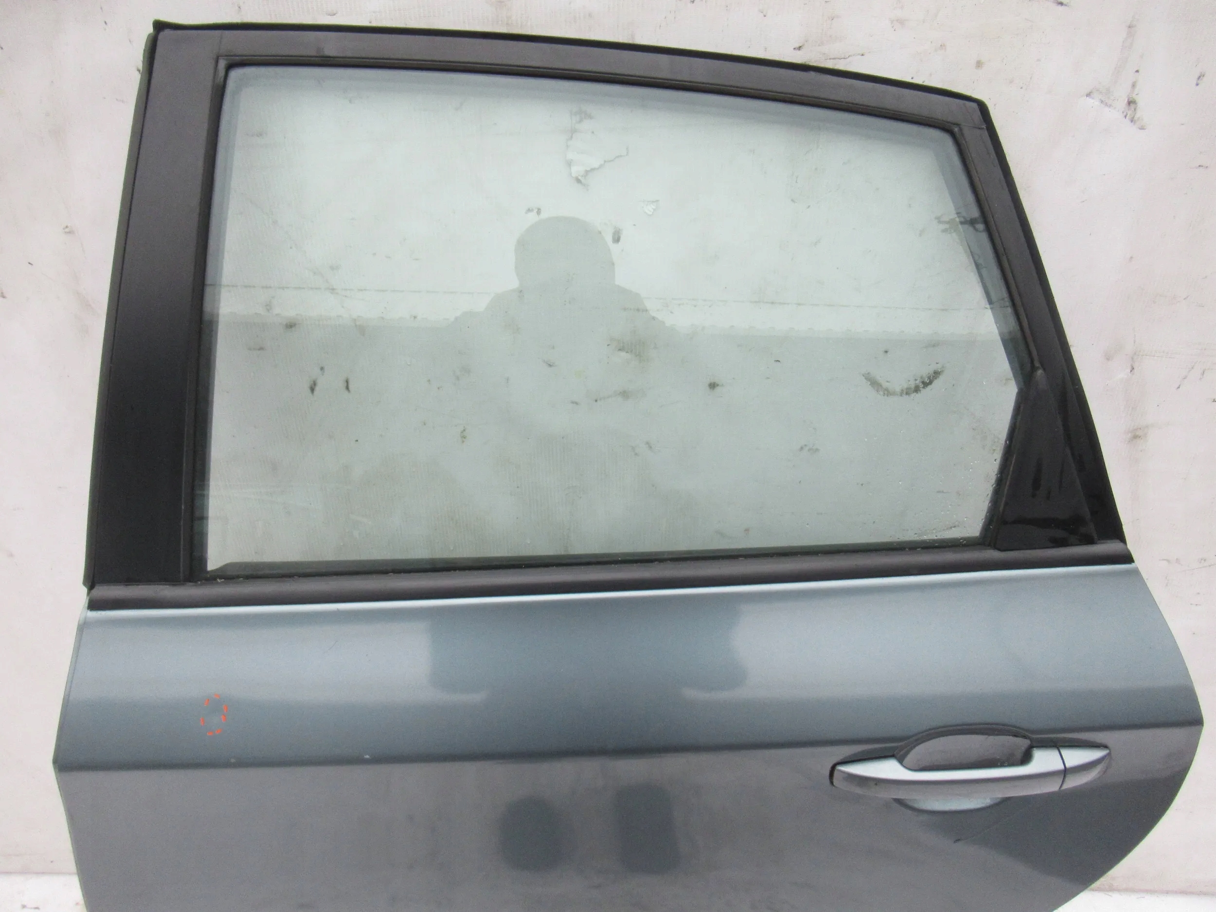 LAVE ZADNE DVERE SUBARU IMPREZA III