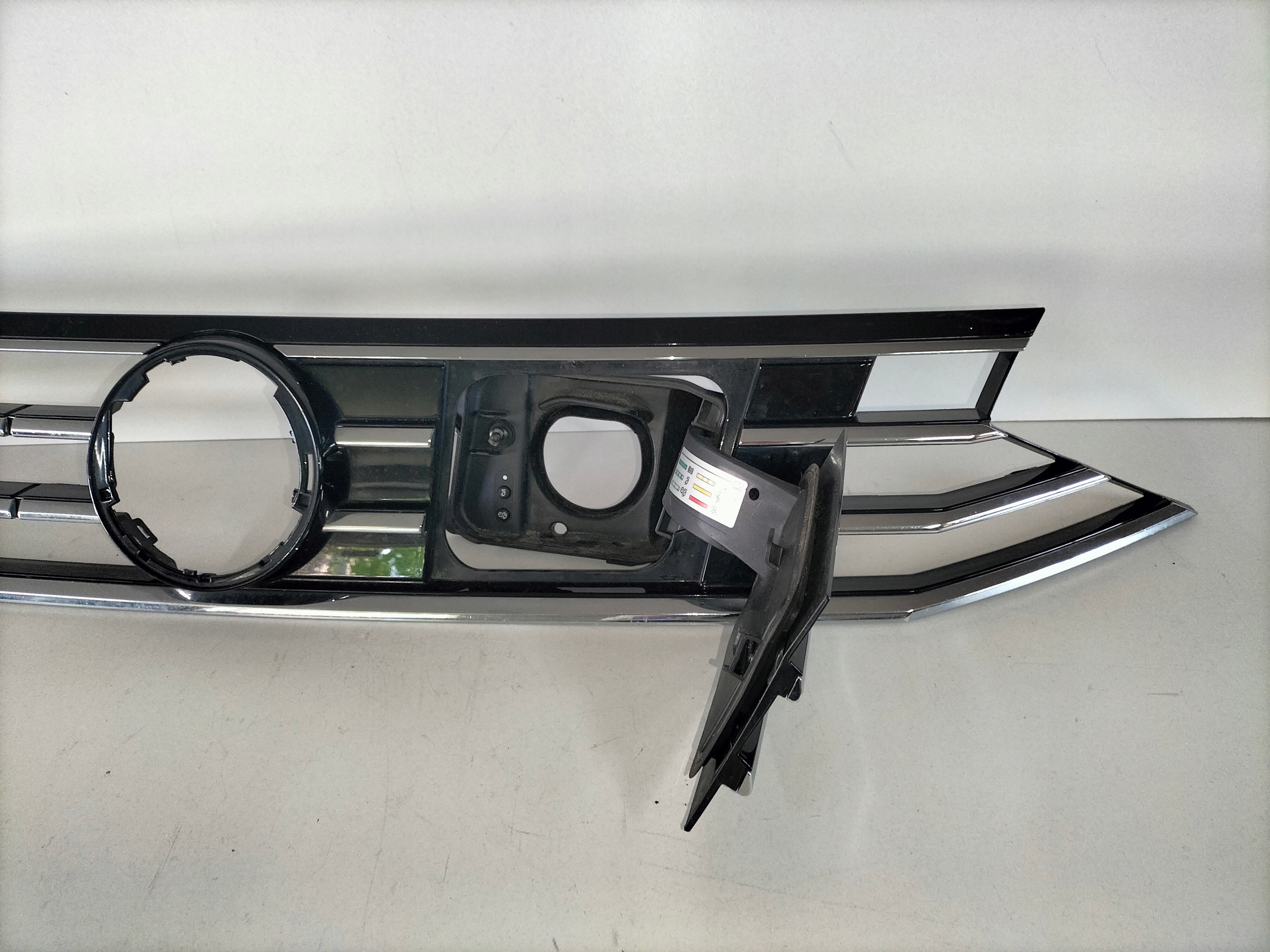 MRIEZKA LISTA VW PASSAT B8 LIFT 19- GTE