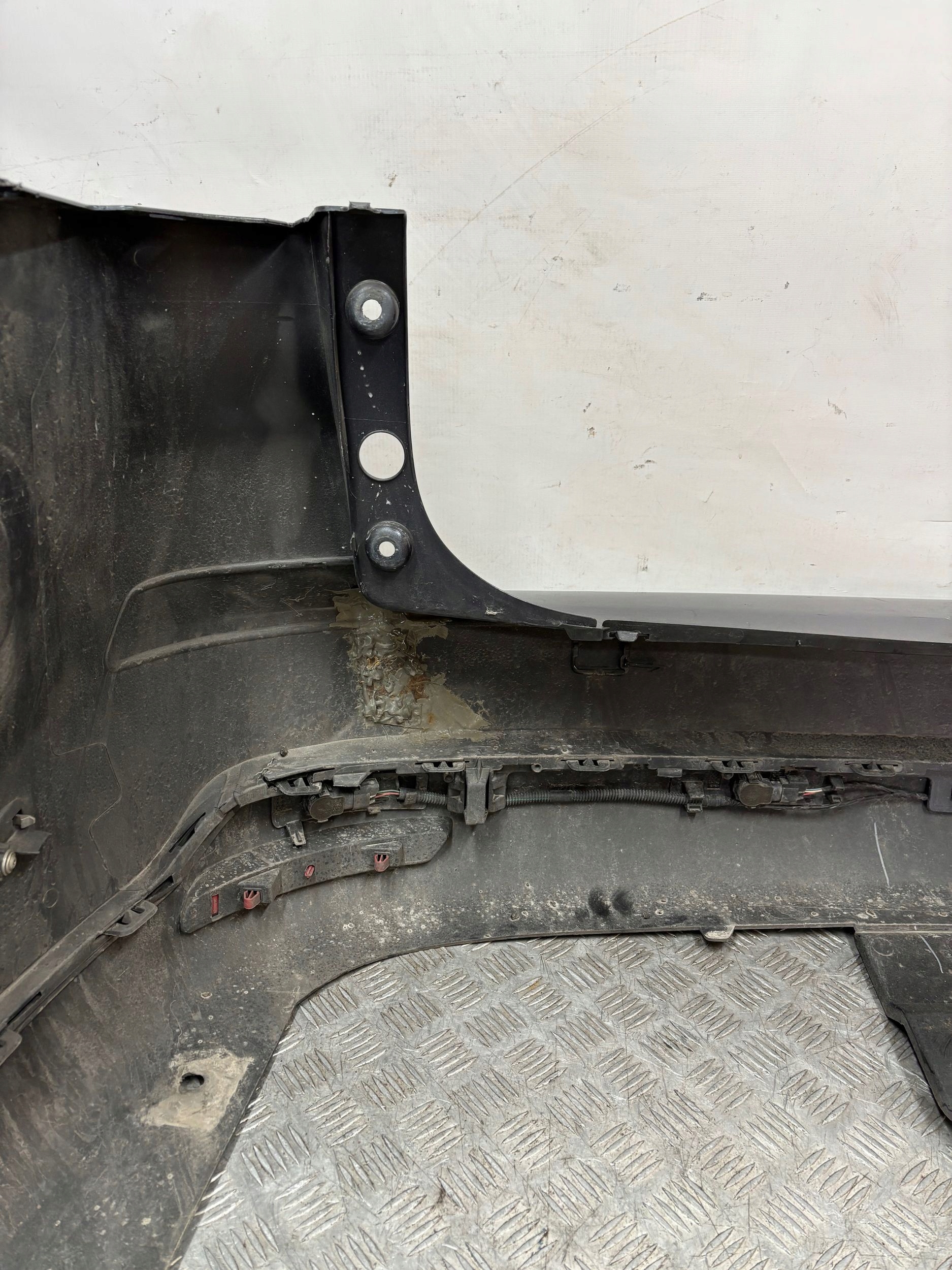 ZADNÝ NÁRAZNÍK CITROEN C5 III KOMBI PDC 08-
