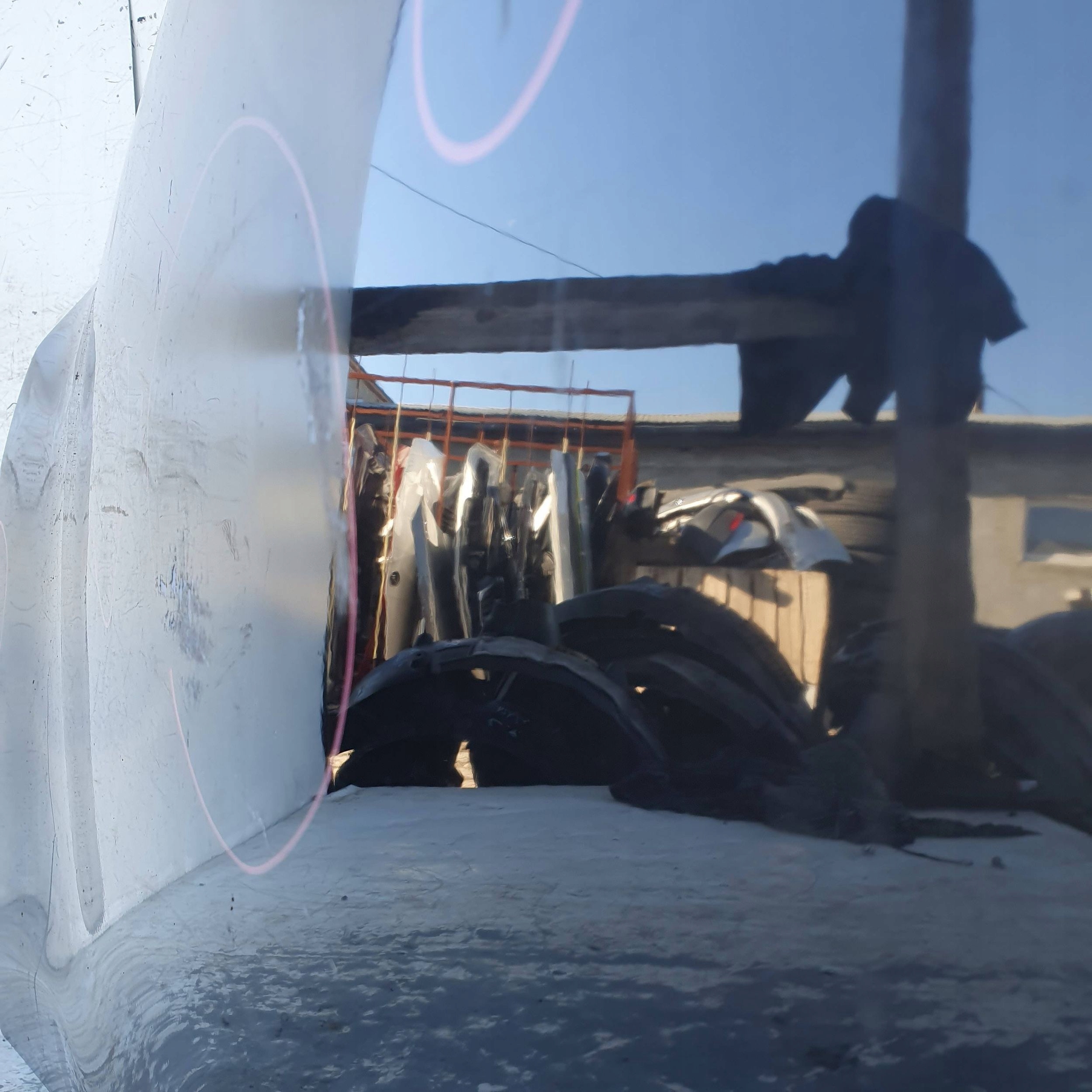 Nissan Juke I F15 LAVE PREDNE DVERE