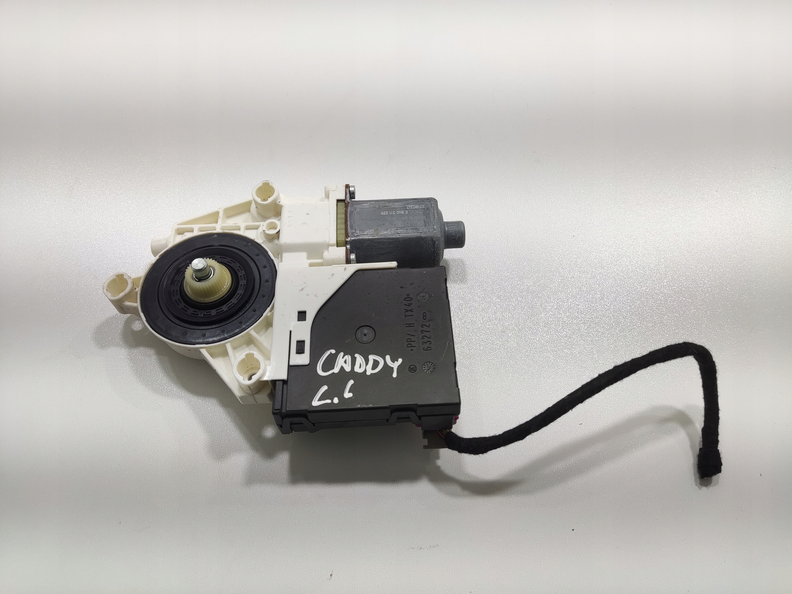 LAVY PREDNY MOTORCEK STAHOVANIA OKNA VOLKSWAGEN CADDY III IV 2K5 2K5959701