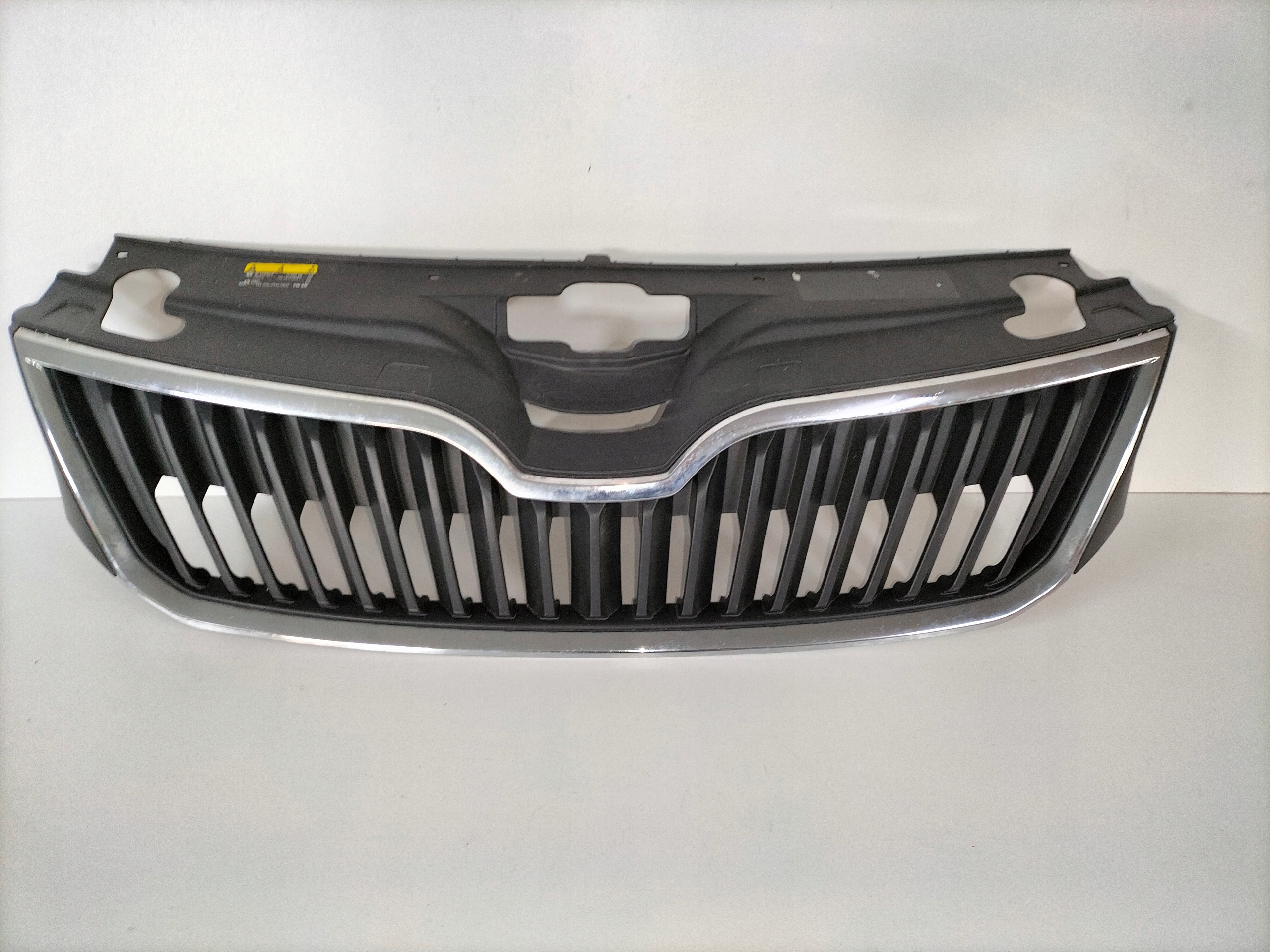 MRIEZKA LISTA SKODA RAPID 12-