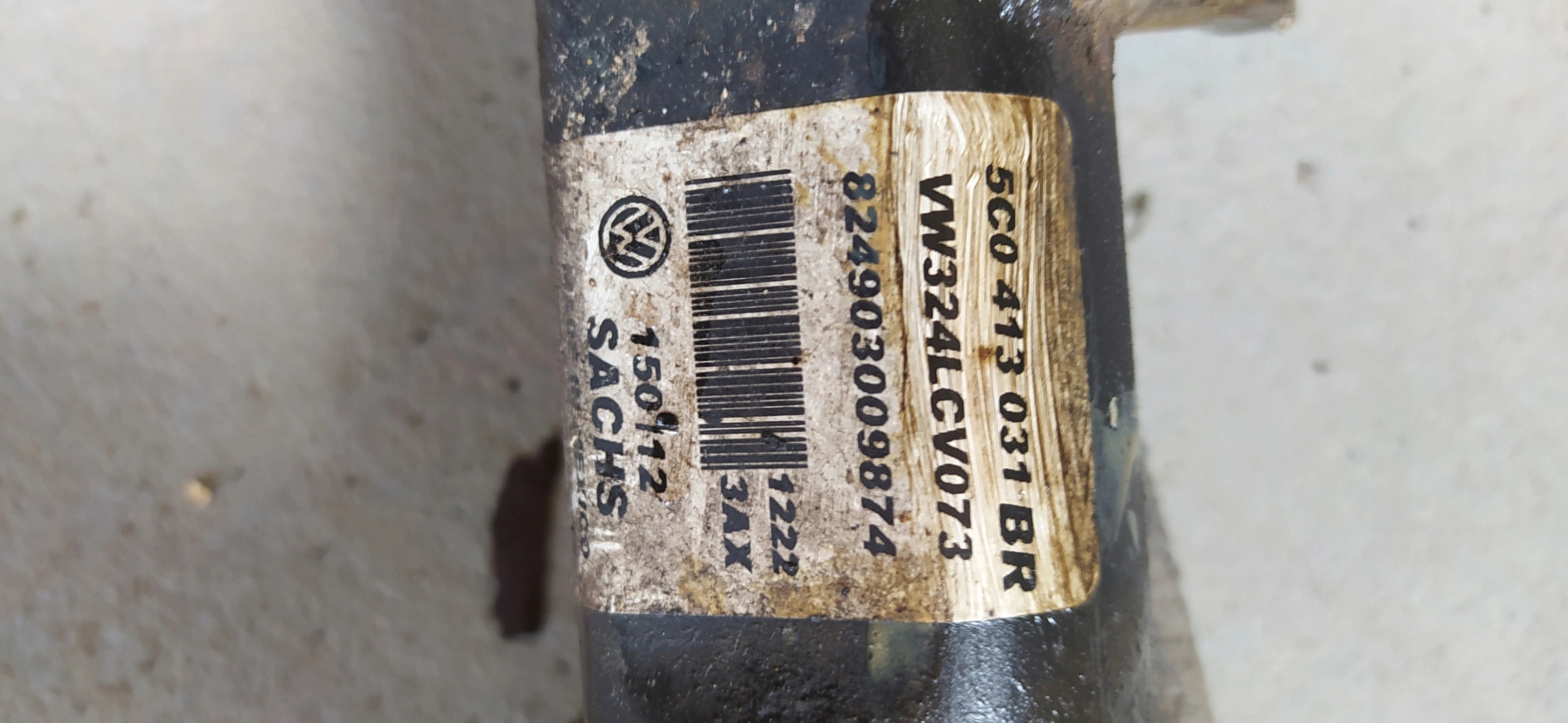 VW NEW BEETLE 1.2 12V 5C0400054E PRAVY OTOC MCPERSON