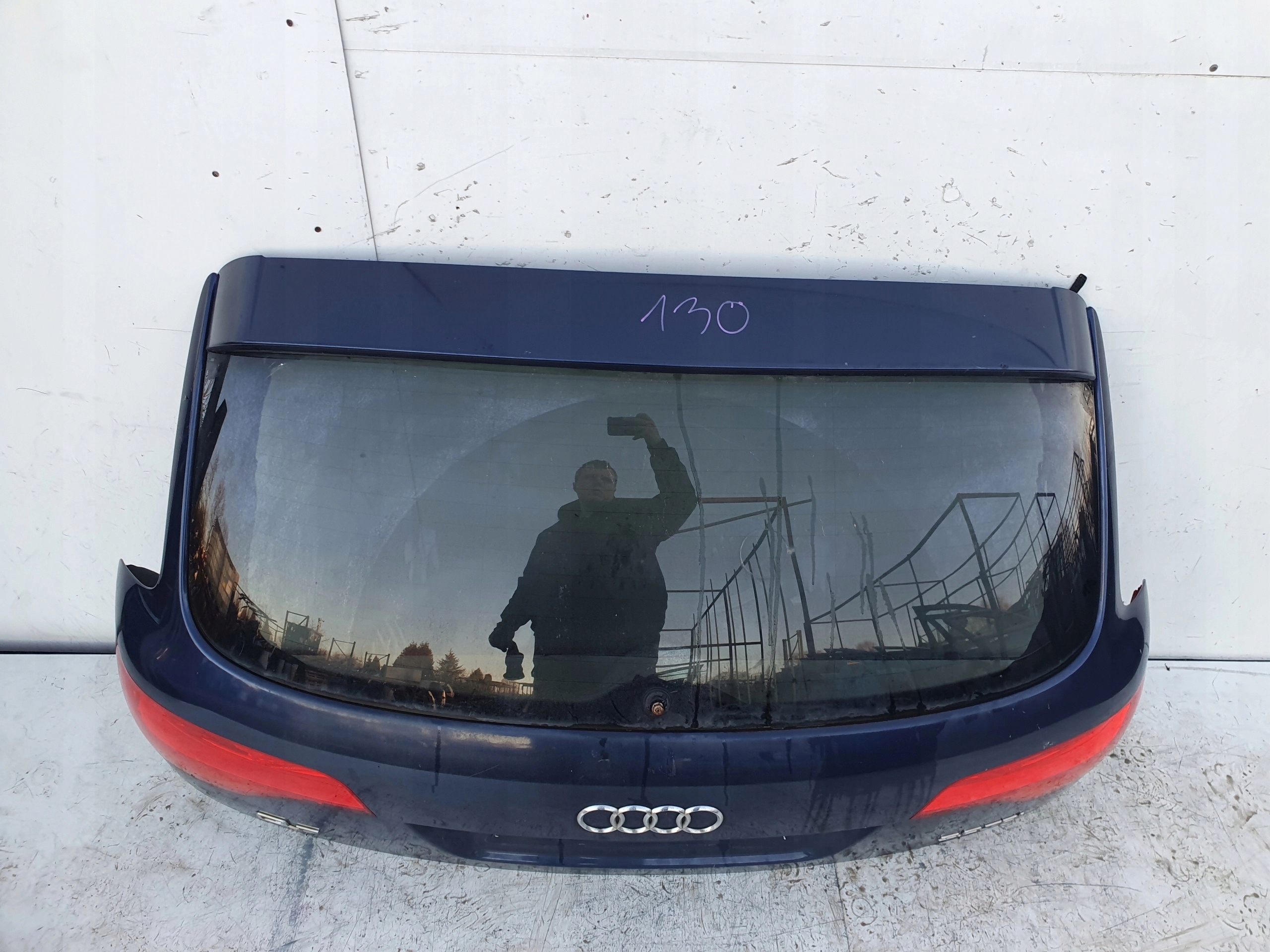 AUDI Q7 4L ZADNÁ KAPOTA