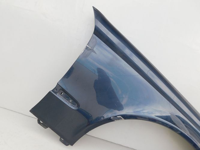 MERCEDES W211 E-KLASA 02-06 PRAVY PREDNY BLATNIK