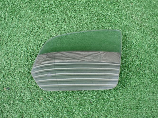 MERCEDES VITO VIANO 447 W447 SKLÍČKO ĽAVÉHO ZRKADLA