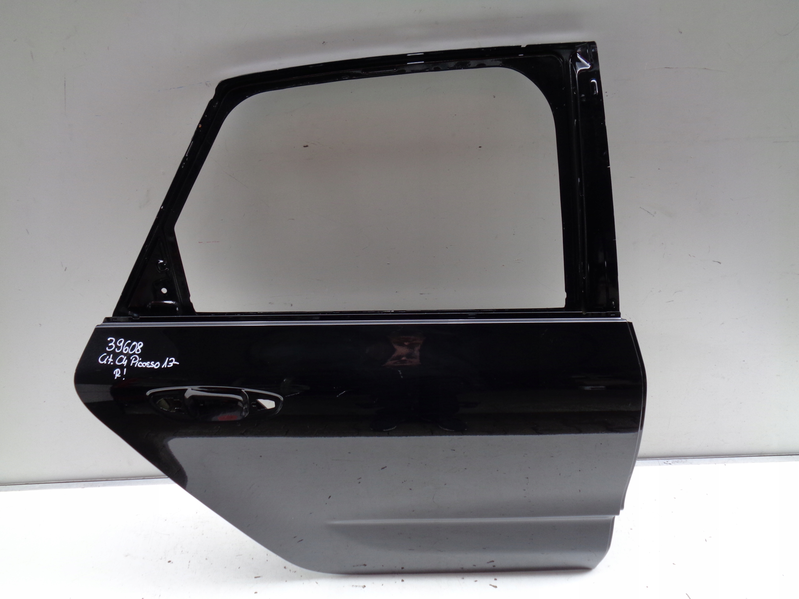 PRAVE ZADNE DVERE CITROEN C4 PICASSO II 13- NR 39608