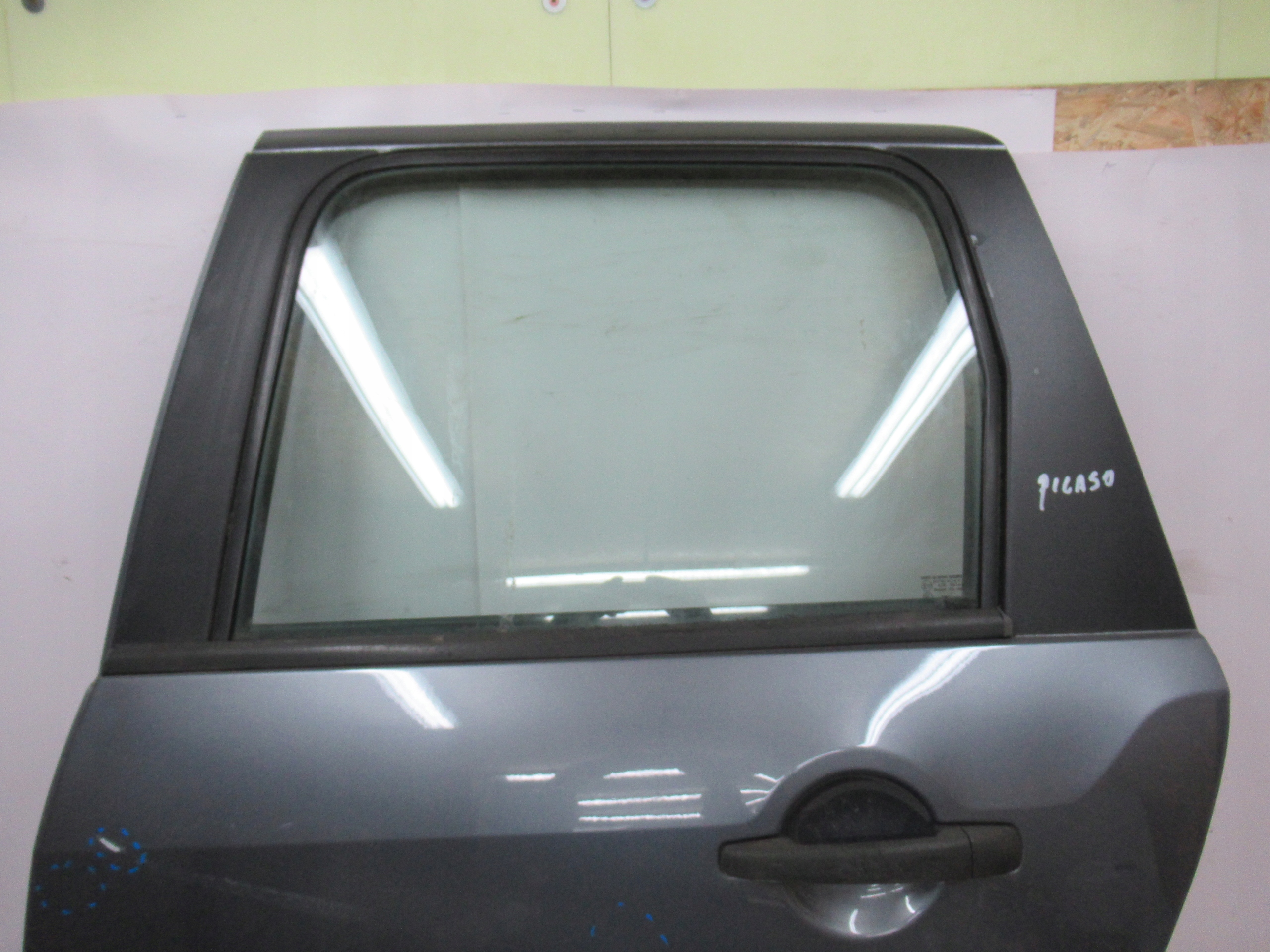 ĽAVÉ ZADNÉ DVERE CITROEN C3 PICASSO