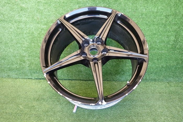 FERRARI ITALIA 458 10,5Jx20 ET58,5 5×114,3 HLINIKOVY DISK ELEKTRON